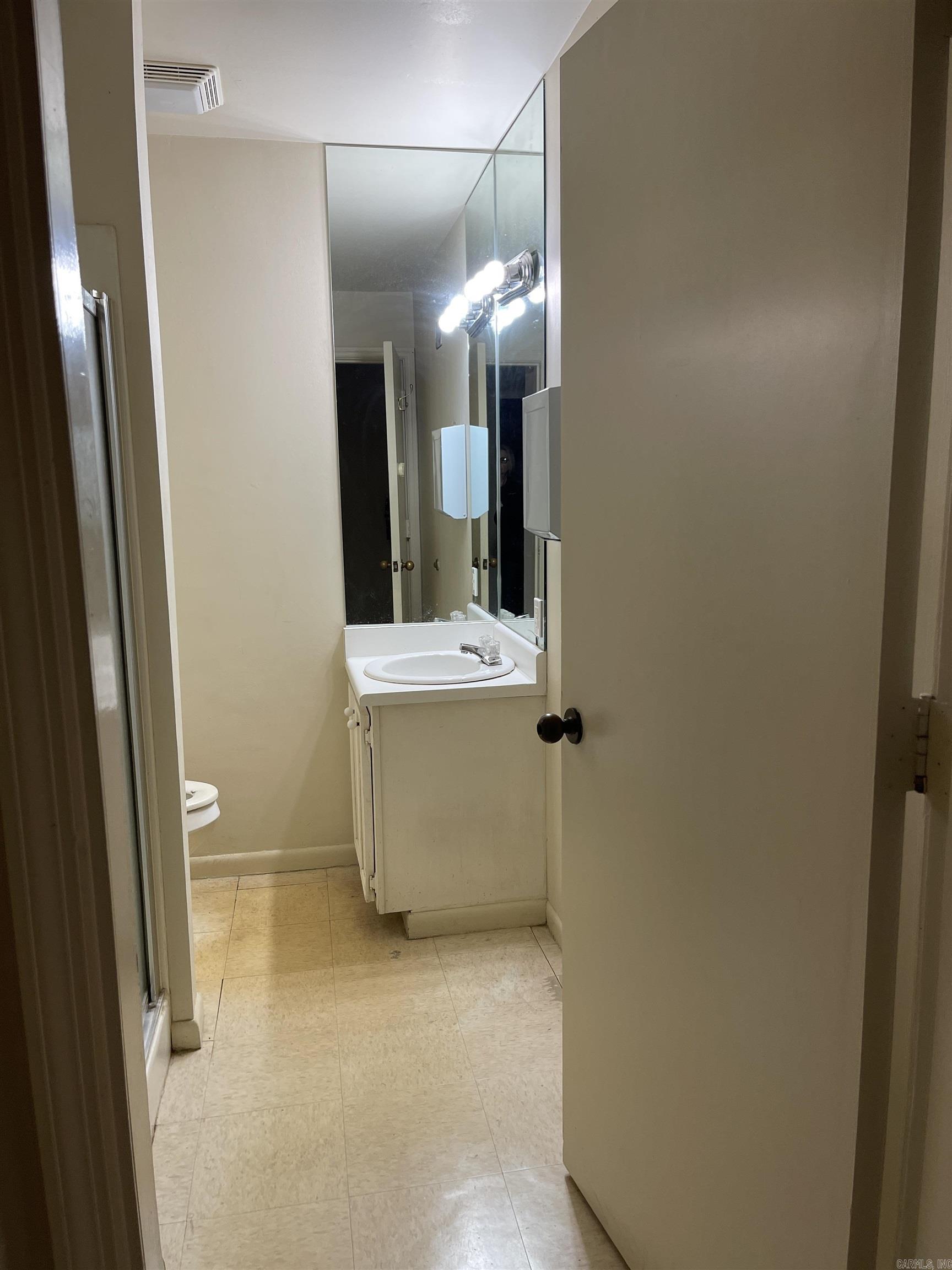 Oak Forest Gardens Annex - Commercial Sale