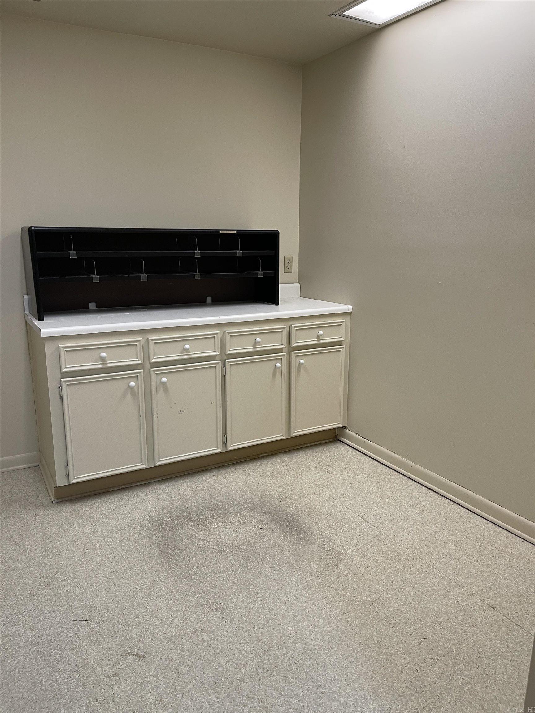 Oak Forest Gardens Annex - Commercial Sale