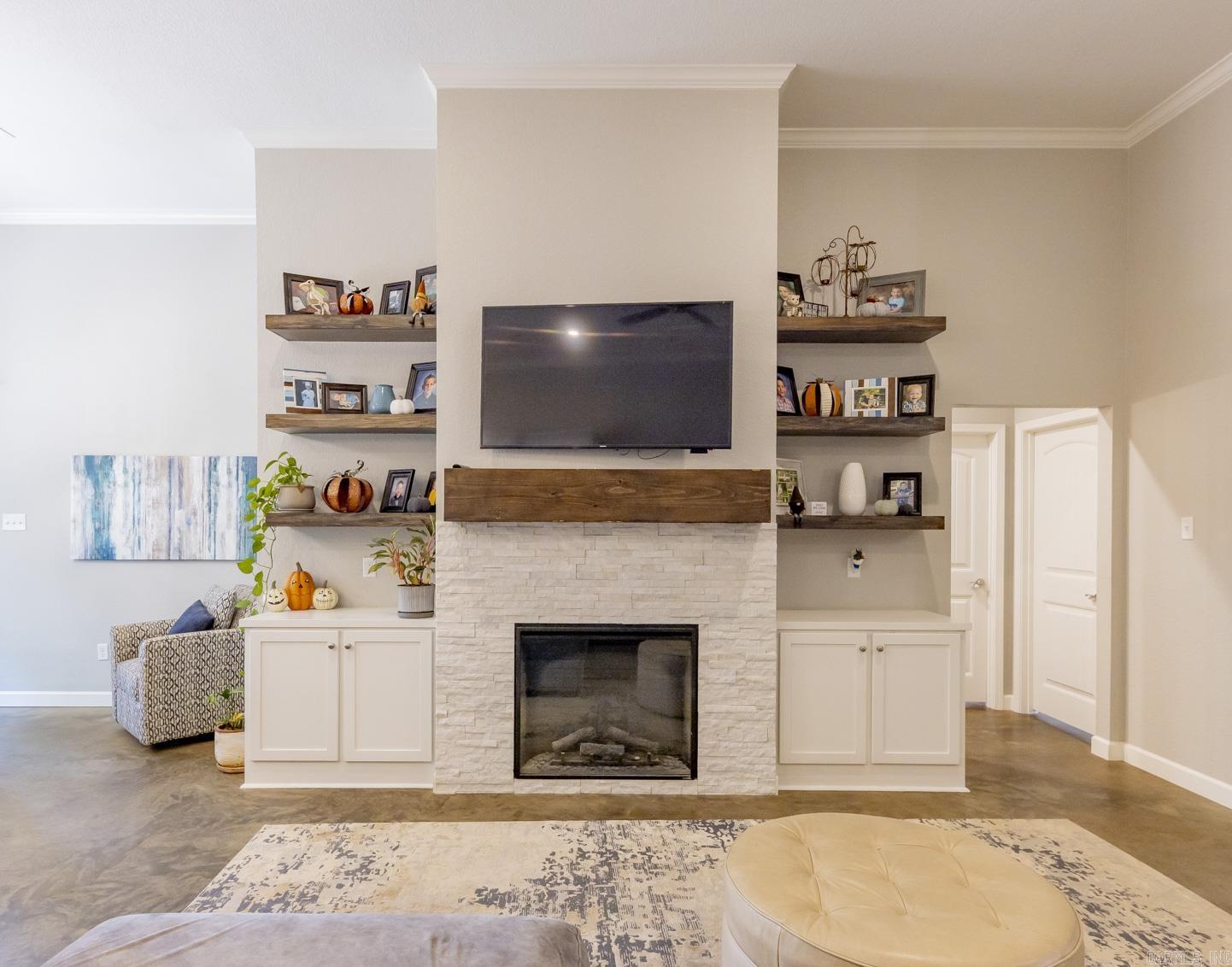 THE PINES AT PARKWAY TRAILS - Residential