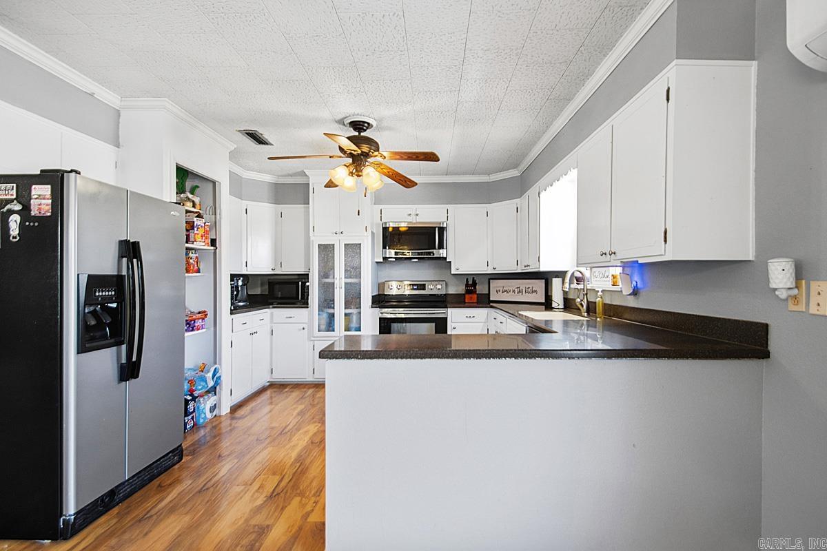 TOWN OF LEOLA - Residential