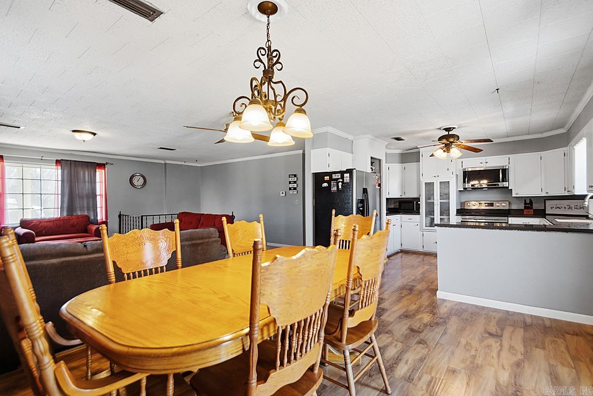 TOWN OF LEOLA - Residential