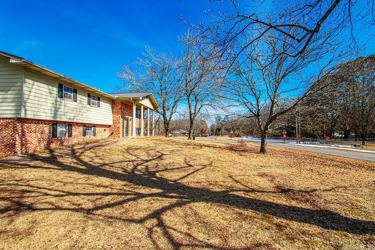 TOWN OF LEOLA - Residential