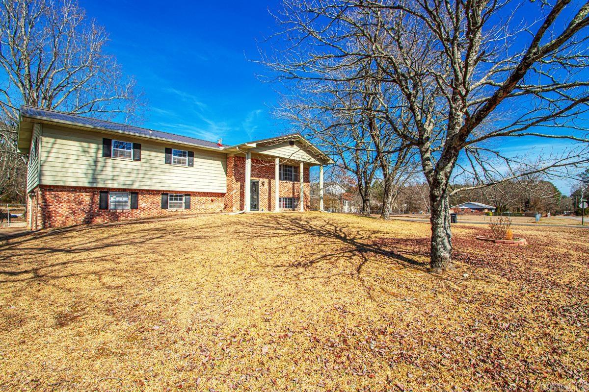 TOWN OF LEOLA - Residential