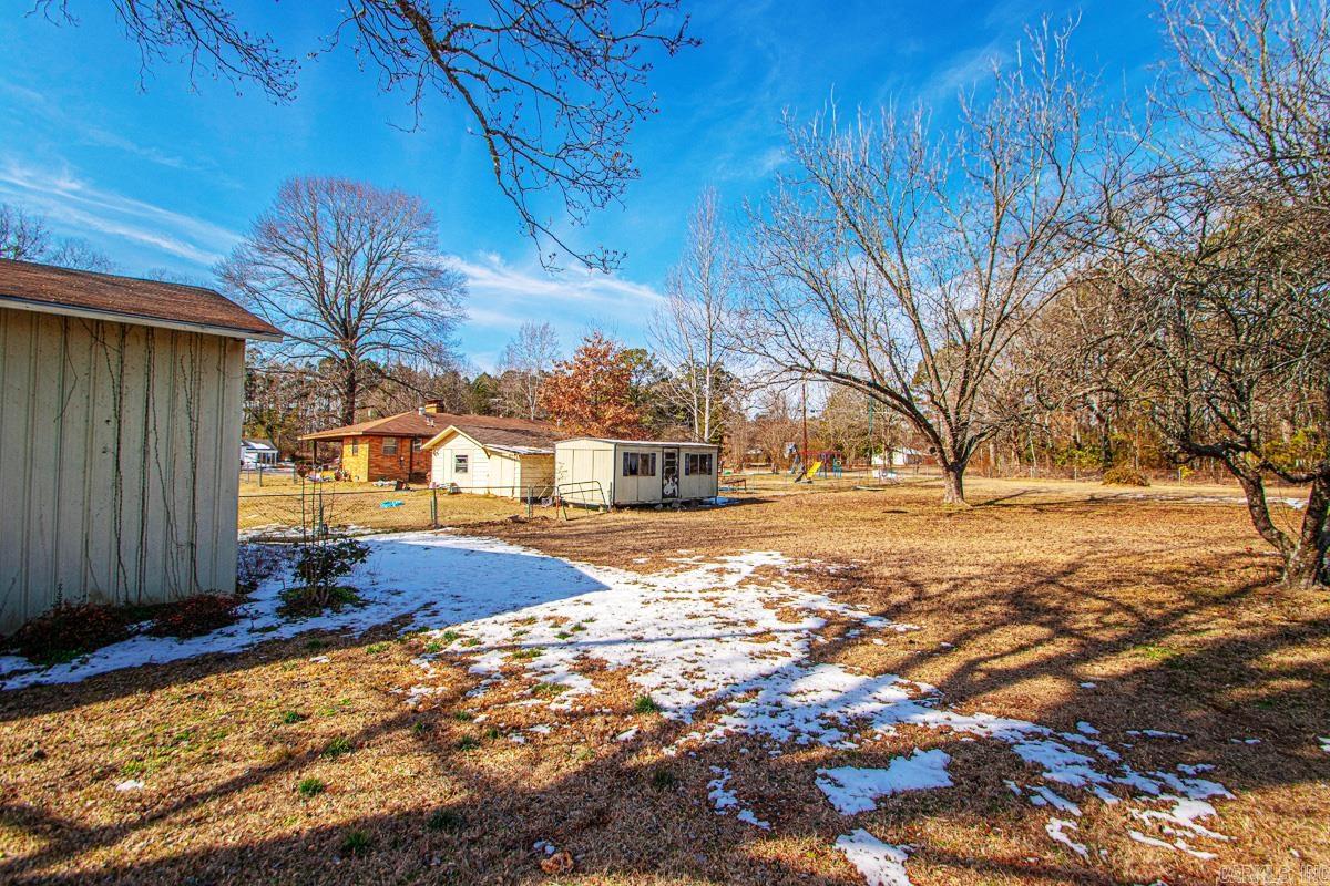 TOWN OF LEOLA - Residential