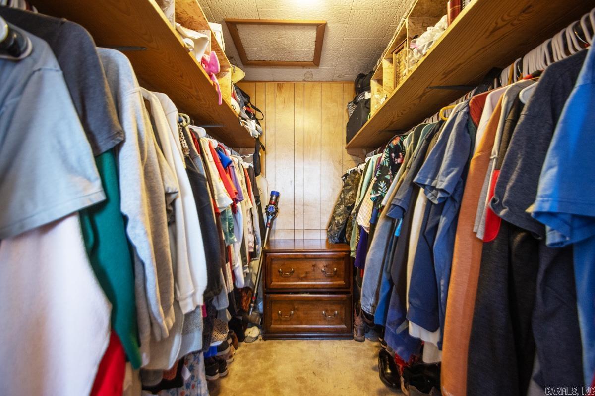 TOWN OF LEOLA - Residential