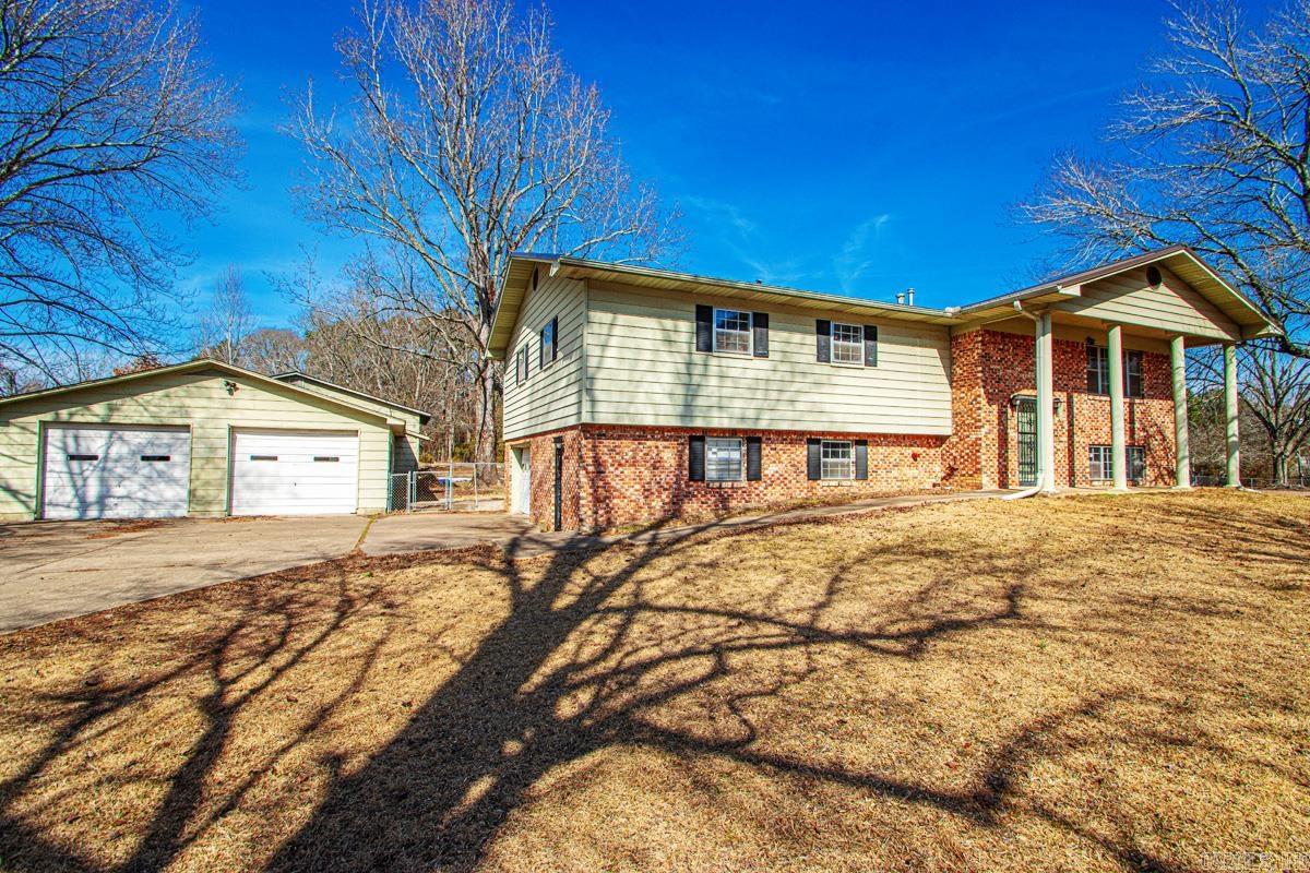 TOWN OF LEOLA - Residential