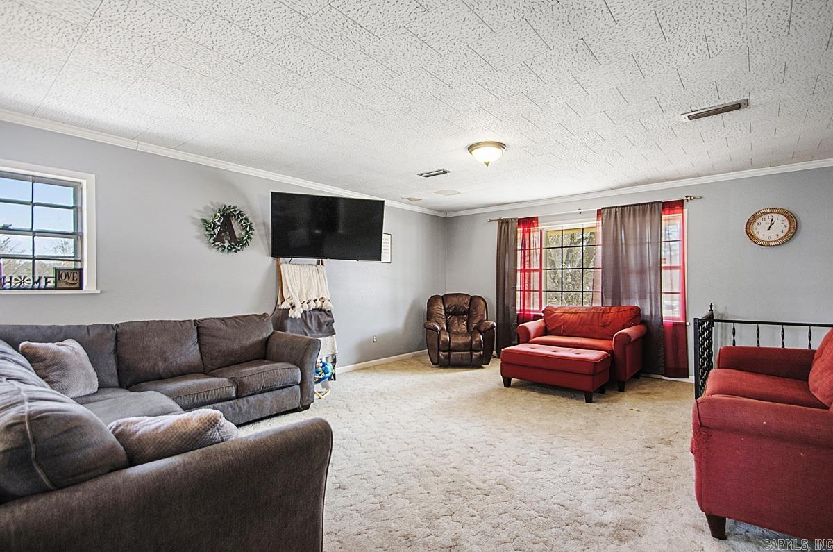 TOWN OF LEOLA - Residential