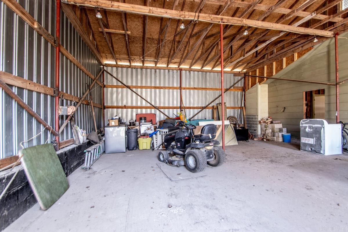 TOWN OF LEOLA - Residential