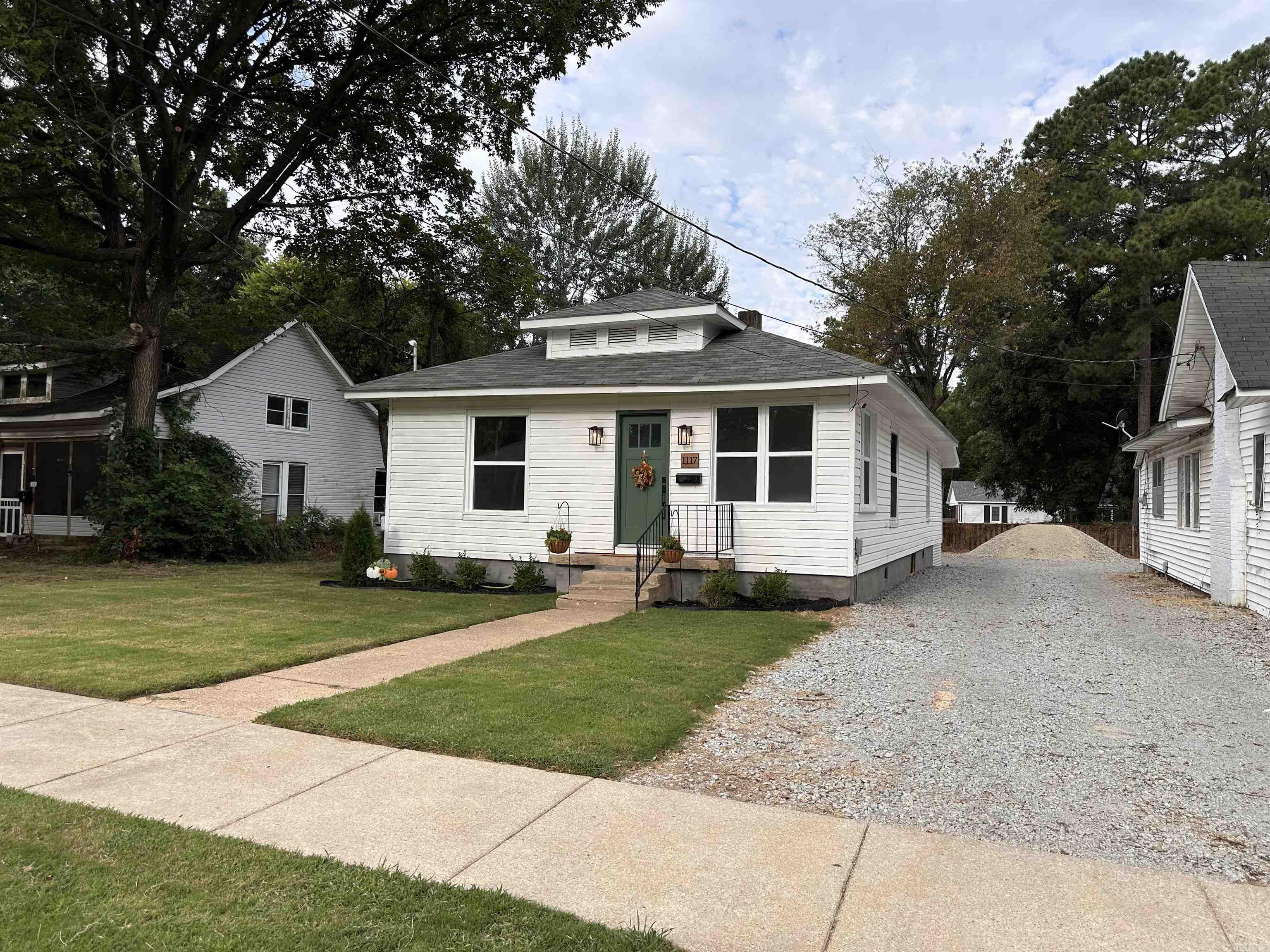 Looking for the cutest remodel on the block? Well, this one has all the boxes checked. This completely remodeled home has all the features you have been searching for. New flooring, new oversized windows, new appliances, countertops, cabinets, landscaping,a setting porch, chat driveway; the list doesn't stop. Take a look today before its gone!