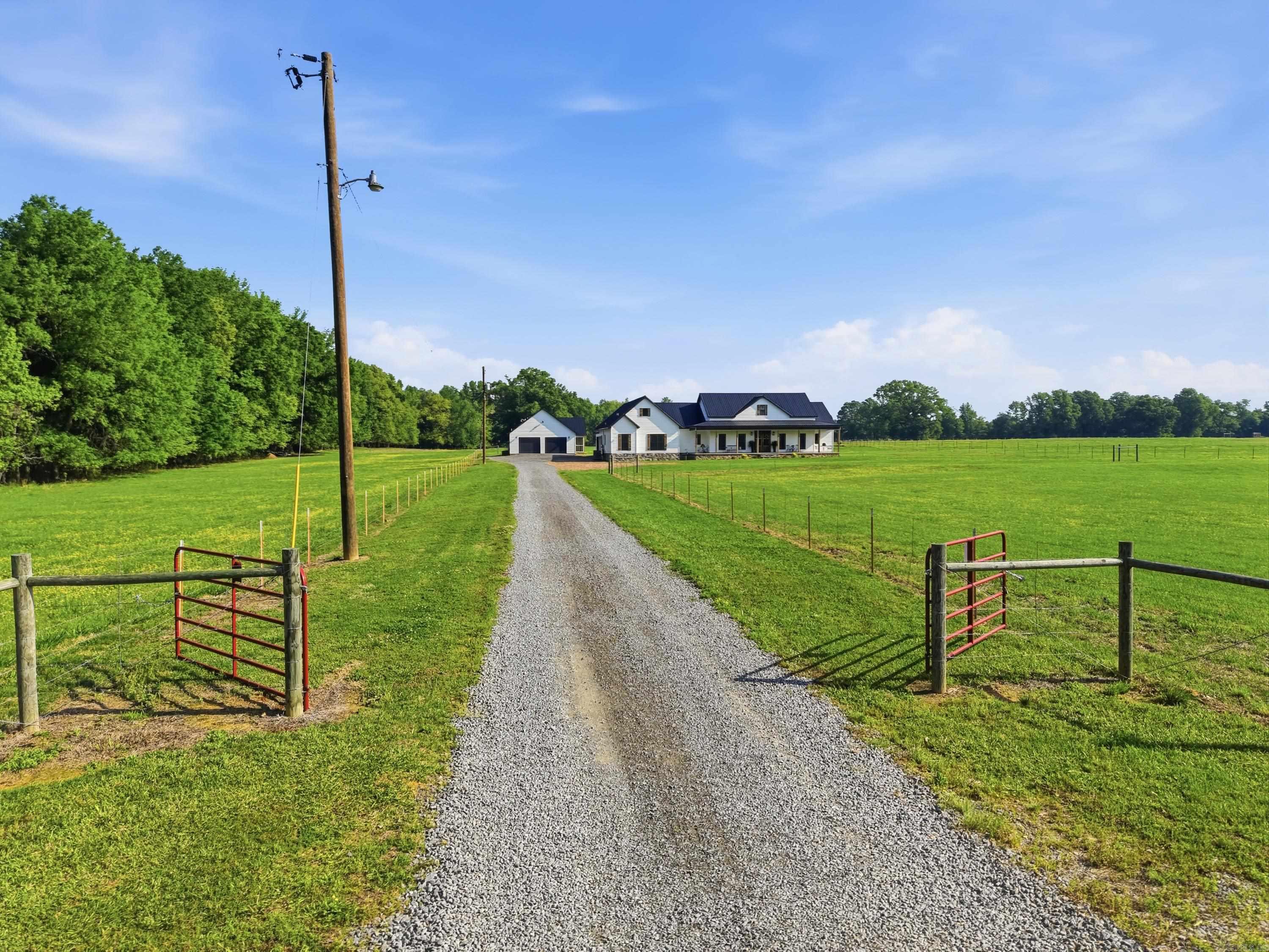 Metes & Bounds - Residential