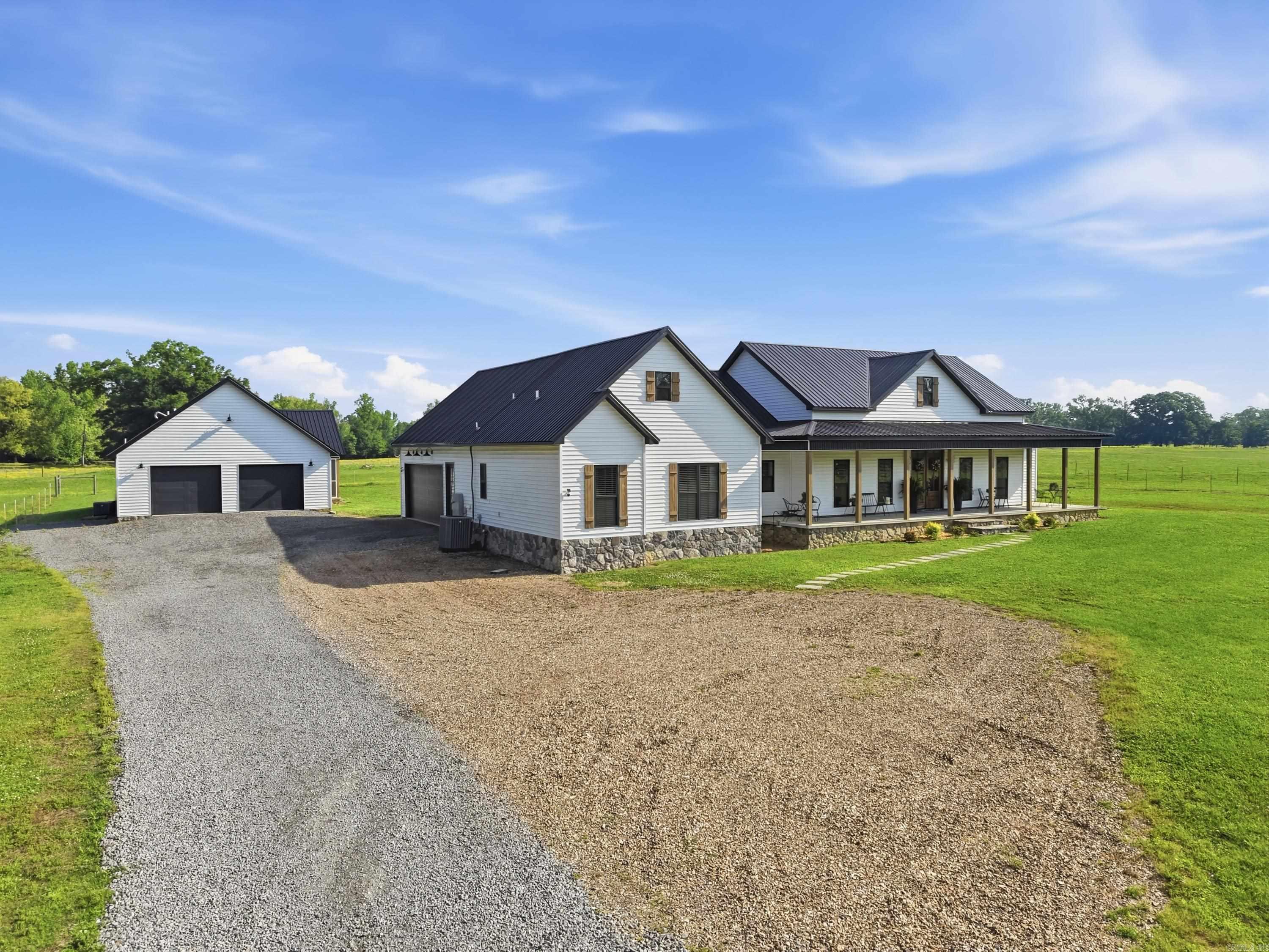 Metes & Bounds - Residential