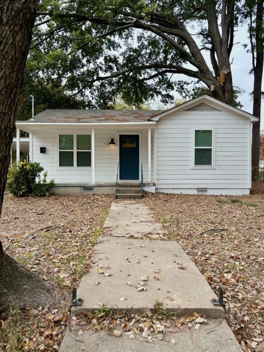 Come see this 2 bed 1 bath home while its available. This home features a brand new roof, all new windows, new paint through out the home, the electrical panel is up to date, brand new HVAC added, quartz countertops in the kitchen, new gas stainless steel range, new flooring throughout, and the washer/dryer area has been enclosed. Agents please see showing remarks.