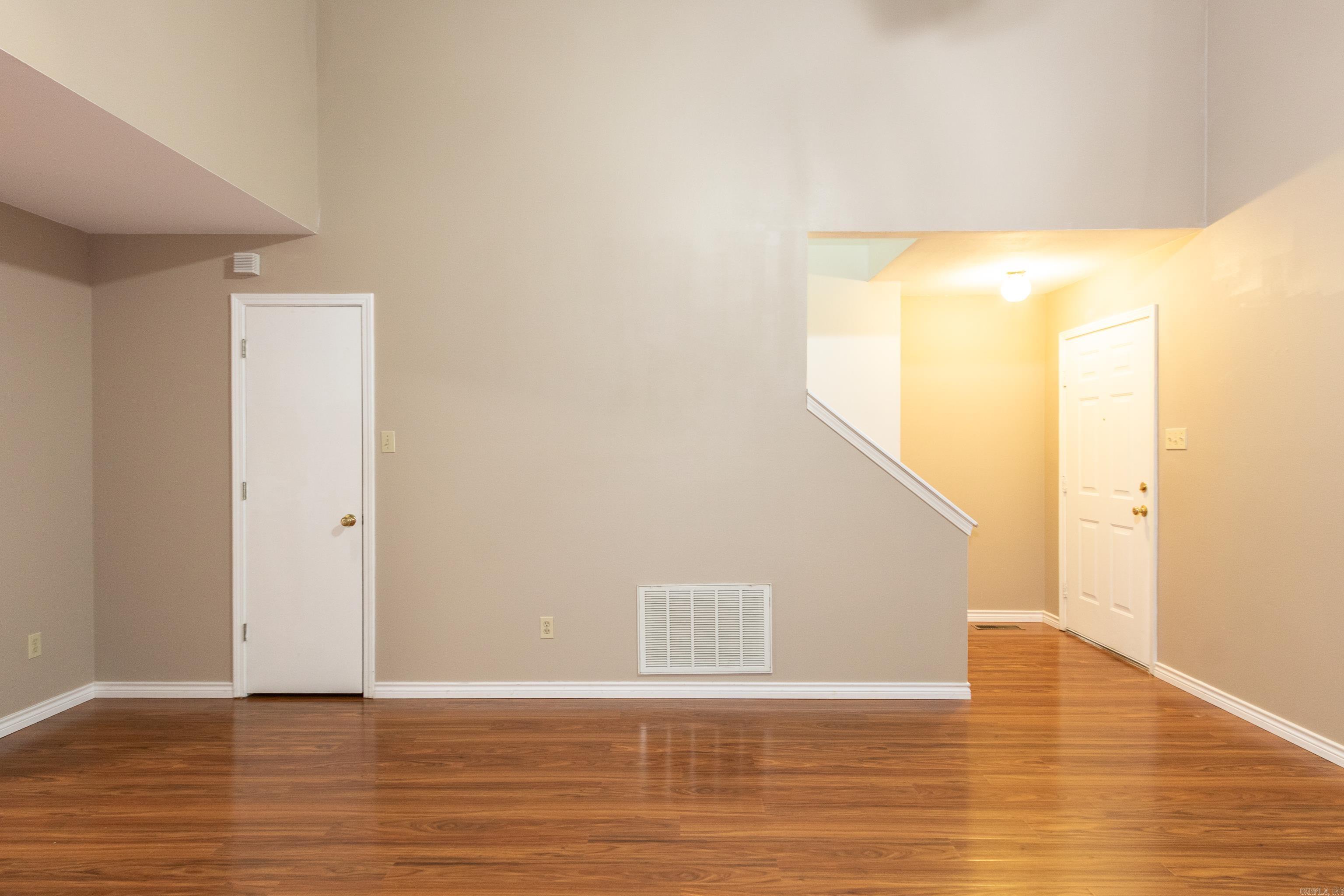 WEST GLEN - Residential