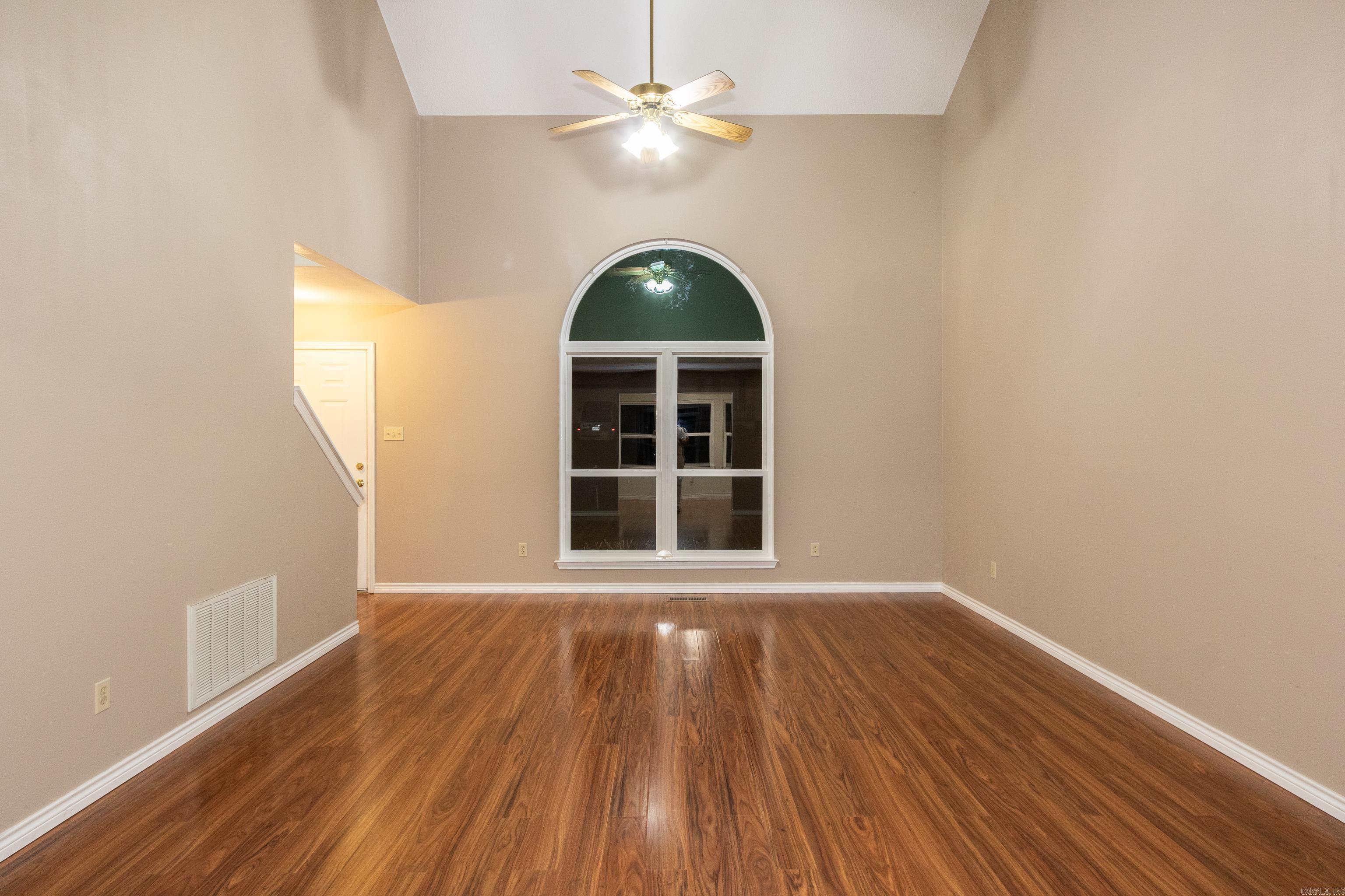 WEST GLEN - Residential