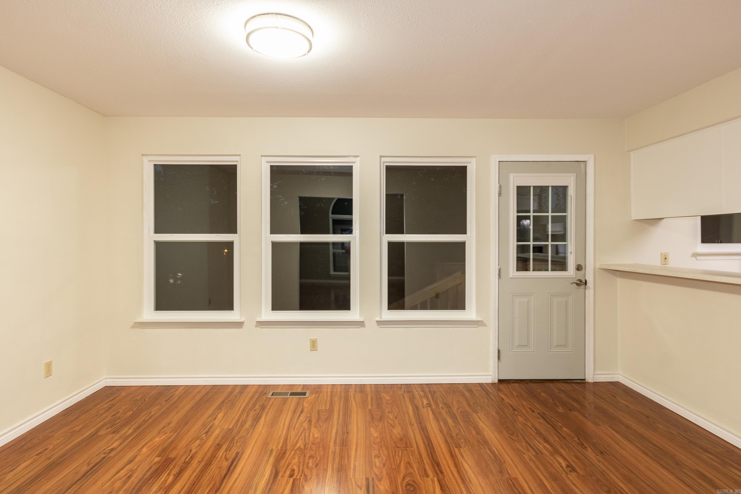 WEST GLEN - Residential