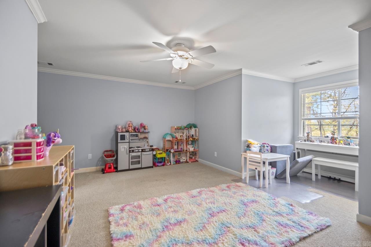 PEBBLE BEACH WOODS ADDN - Residential