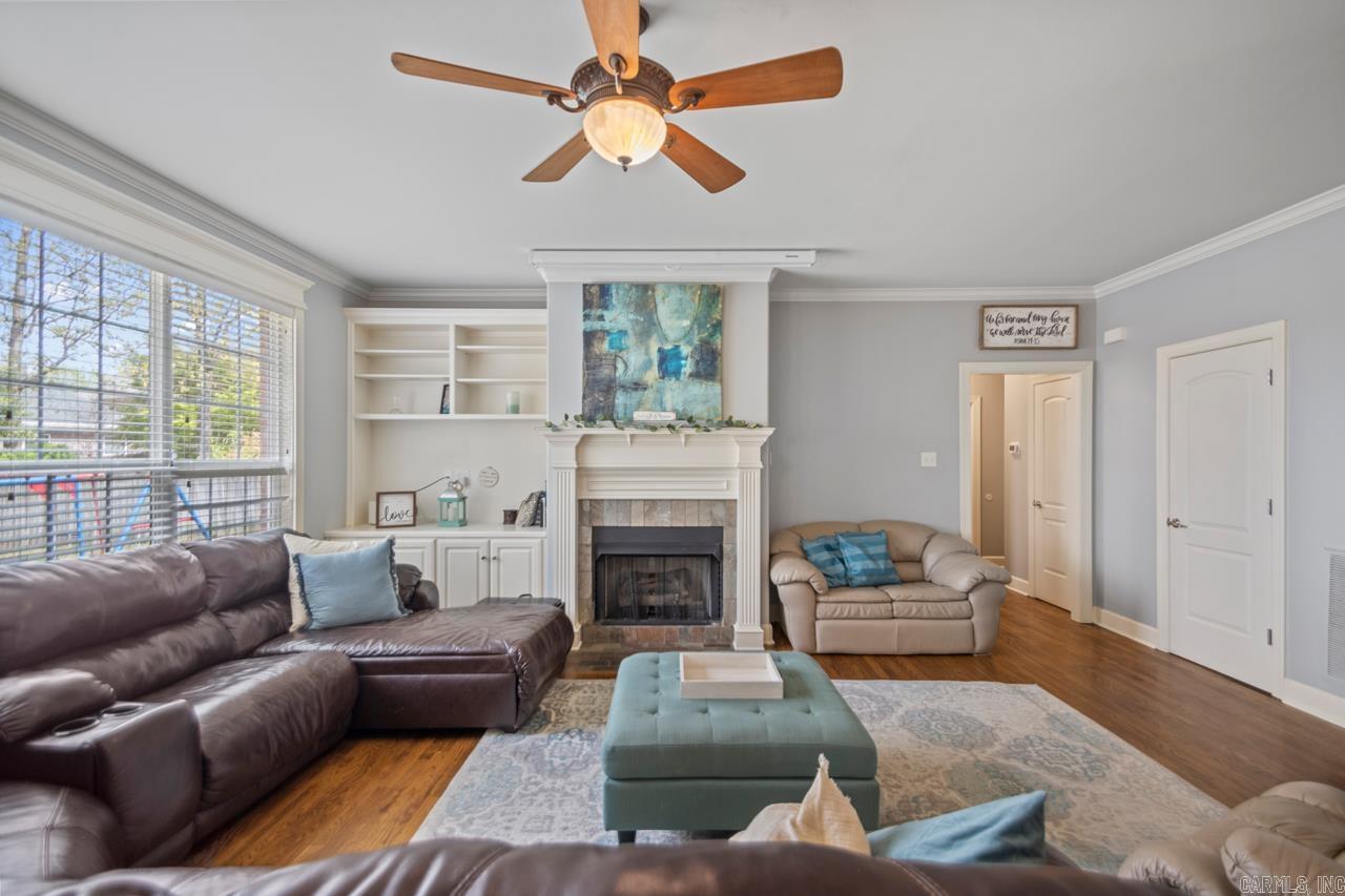 PEBBLE BEACH WOODS ADDN - Residential