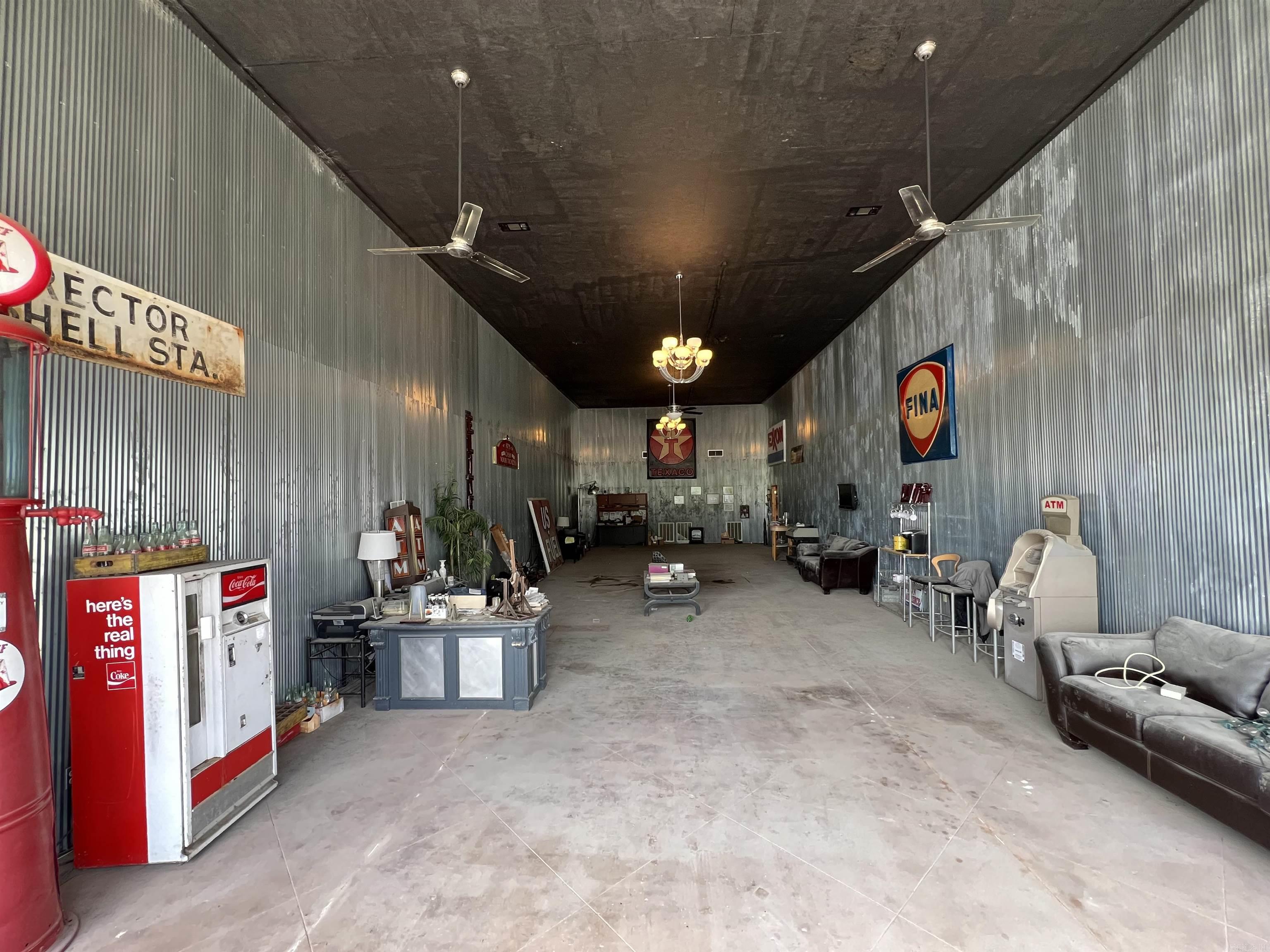 OT Rector - Commercial Sale