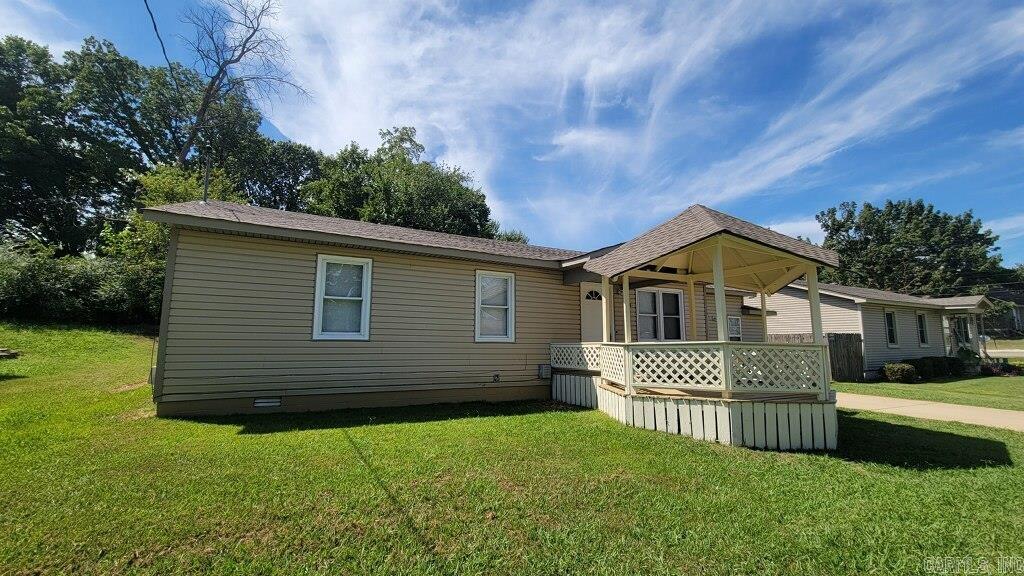 Rent to own only purchase available. This updated home has 4 bedrooms, 2 bathrooms includes eat-in kitchen, living room with wood vinyl flooring. Hall bath includes washer and dryer hookups. Split bedroom floorplan. Driveway parking. Roof and HVAC system less than four years old.