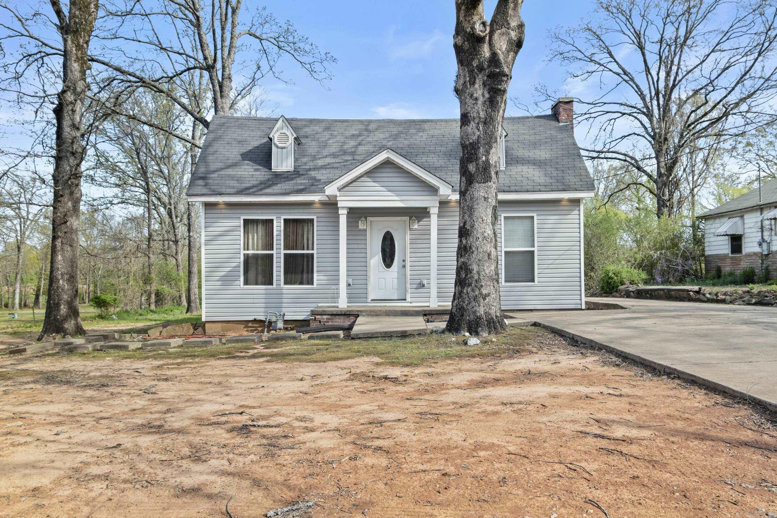 This beautifully updated 3-bedroom, 2-bath home blends historic charm with modern upgrades. Sitting on 2.9 acres in North Little Rock, it offers space, privacy, and convenience. Inside, enjoy a bright, open layout with stylish finishes throughout. The updated kitchen features sleek countertops, and modern appliances. Outside, the possibilities are endlessāroom to roam, entertain, or create your perfect outdoor retreat. A rare find with acreage, character, and updates! Donāt miss it!