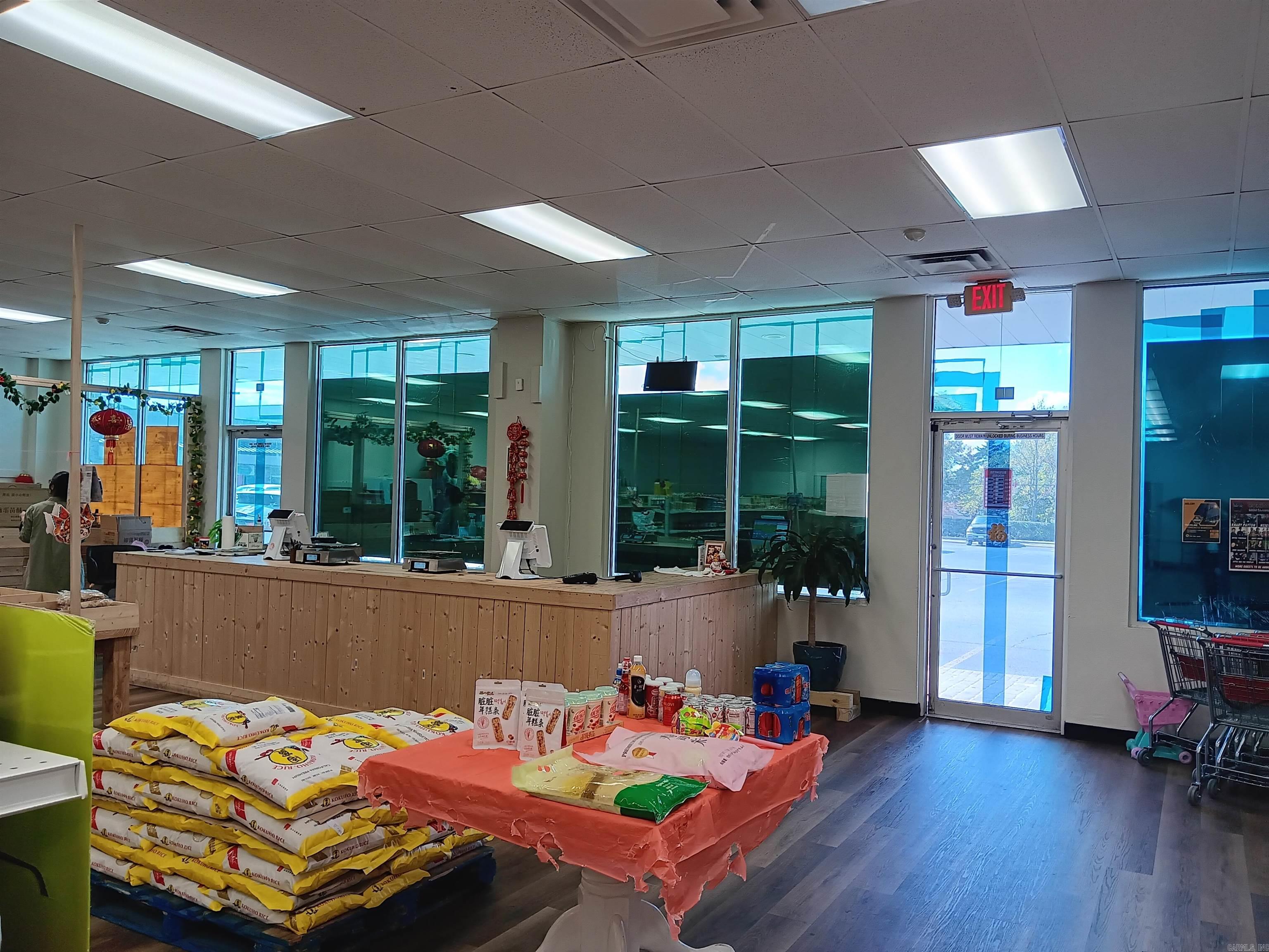 Rogers - Commercial Sale