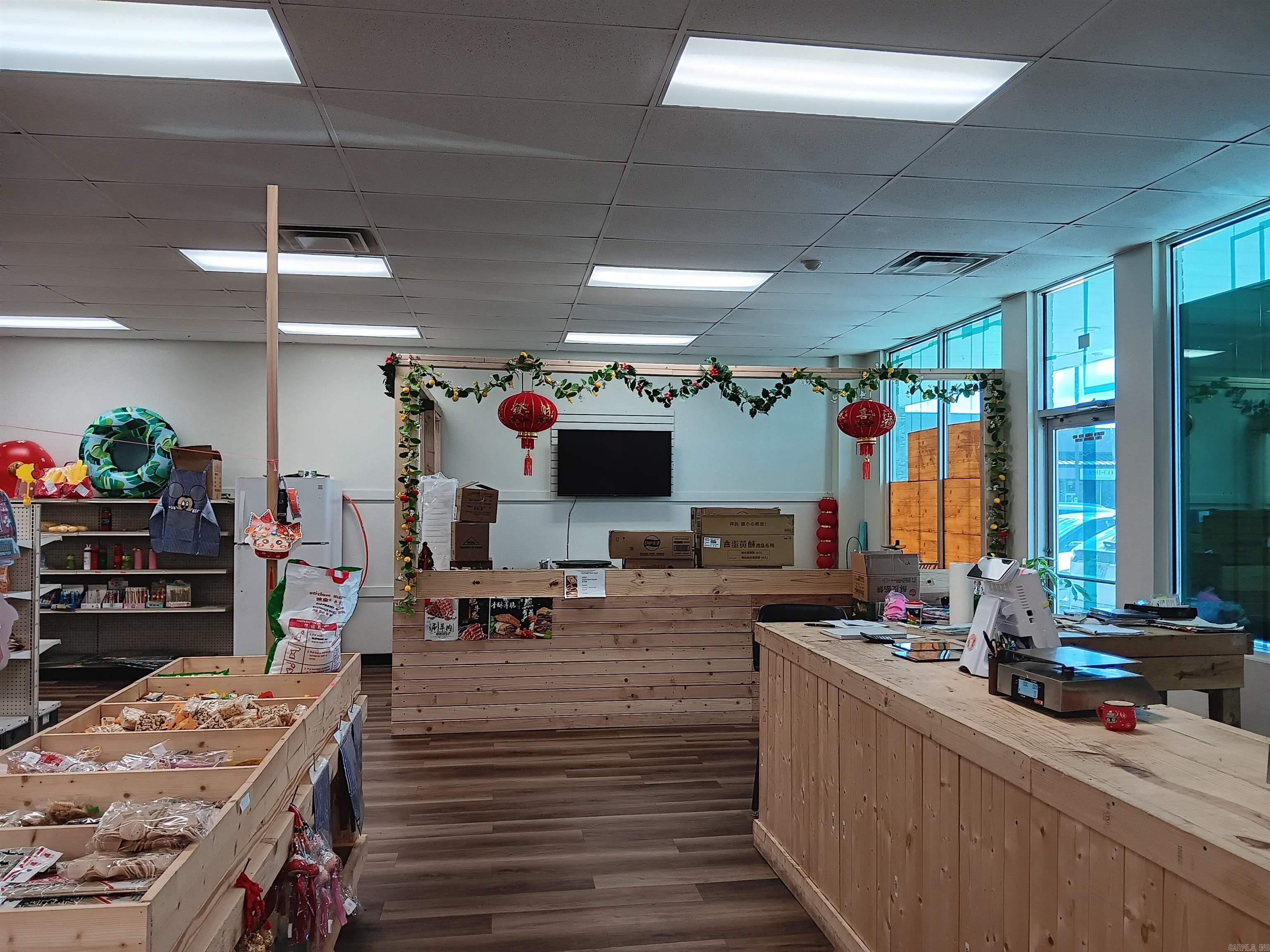 Rogers - Commercial Sale
