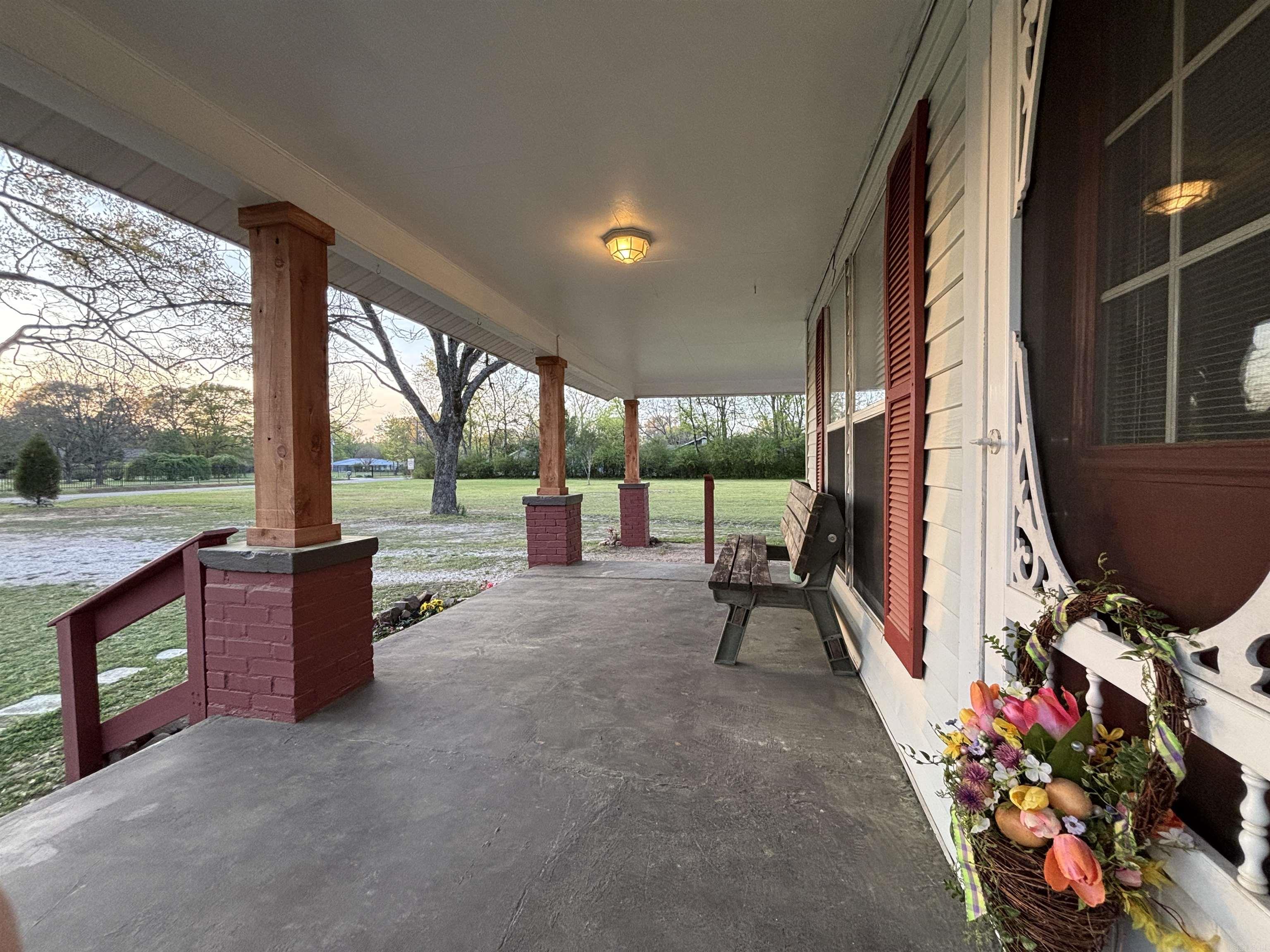 CITY ACREAGE C.C. - Residential