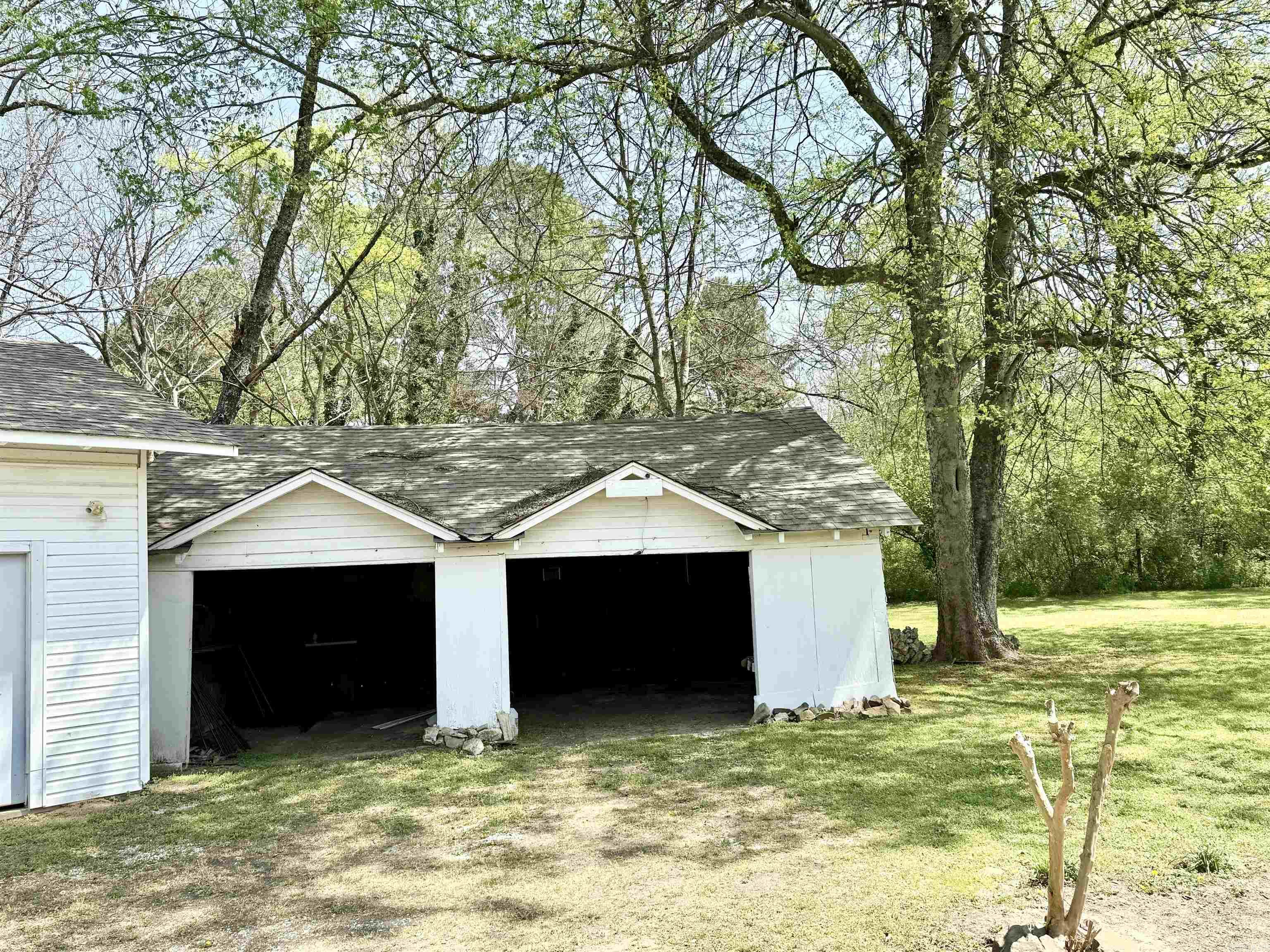 CITY ACREAGE C.C. - Residential