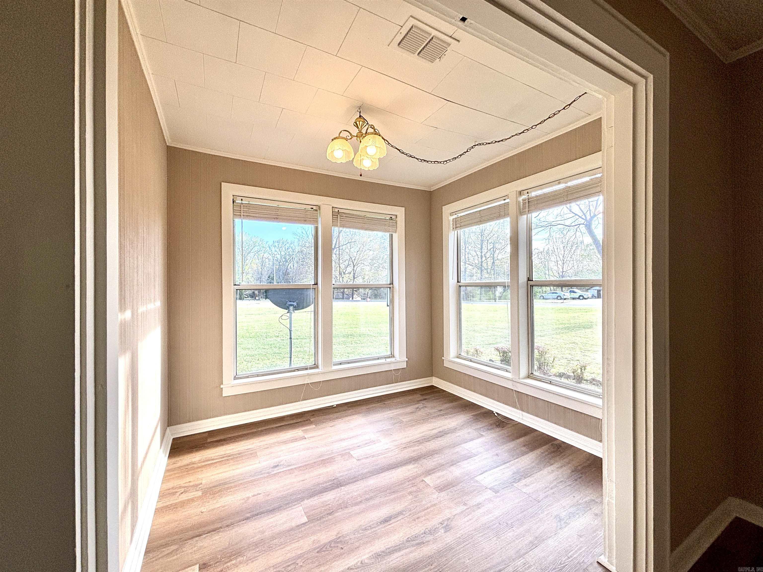 CITY ACREAGE C.C. - Residential