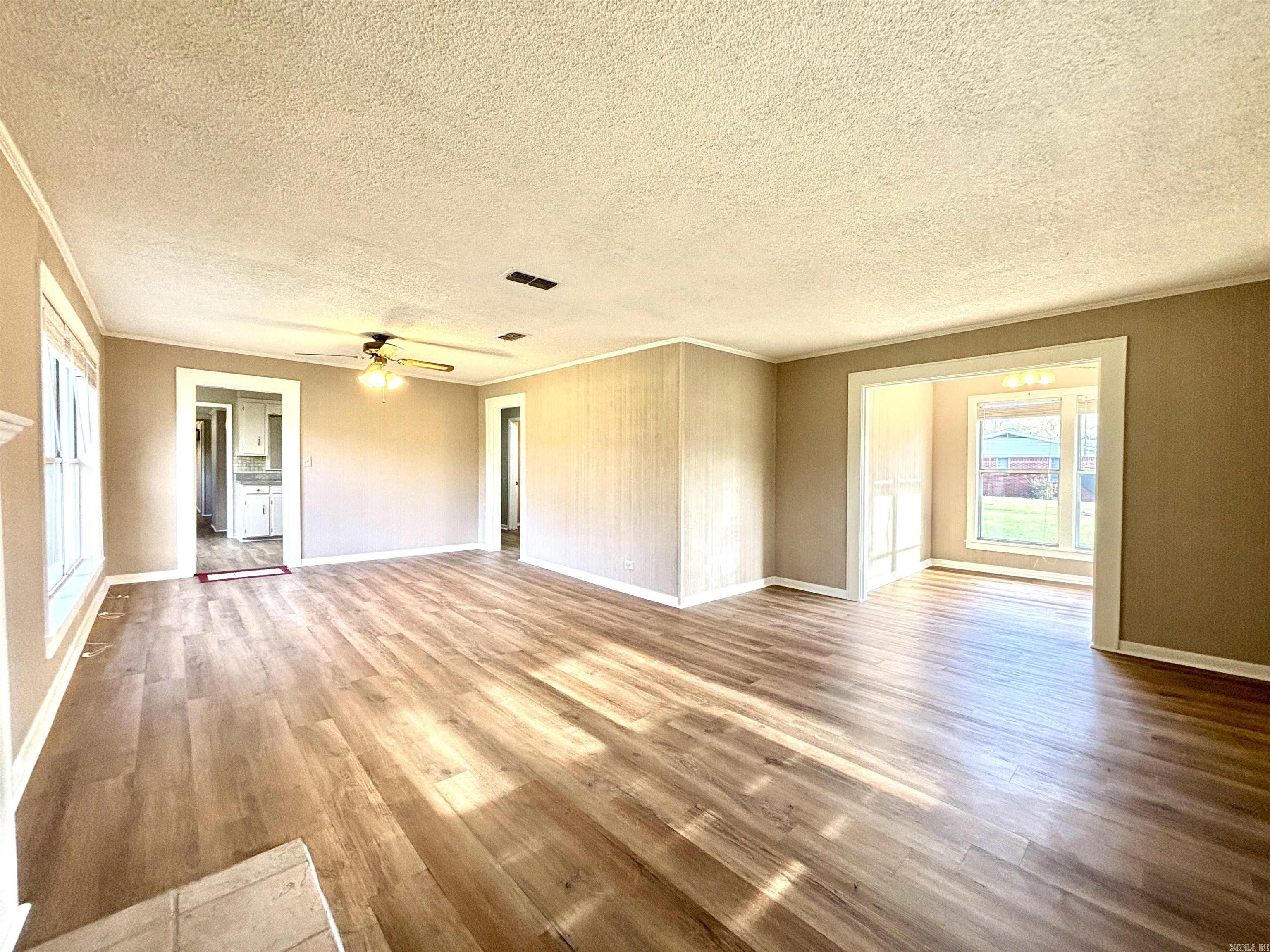 CITY ACREAGE C.C. - Residential