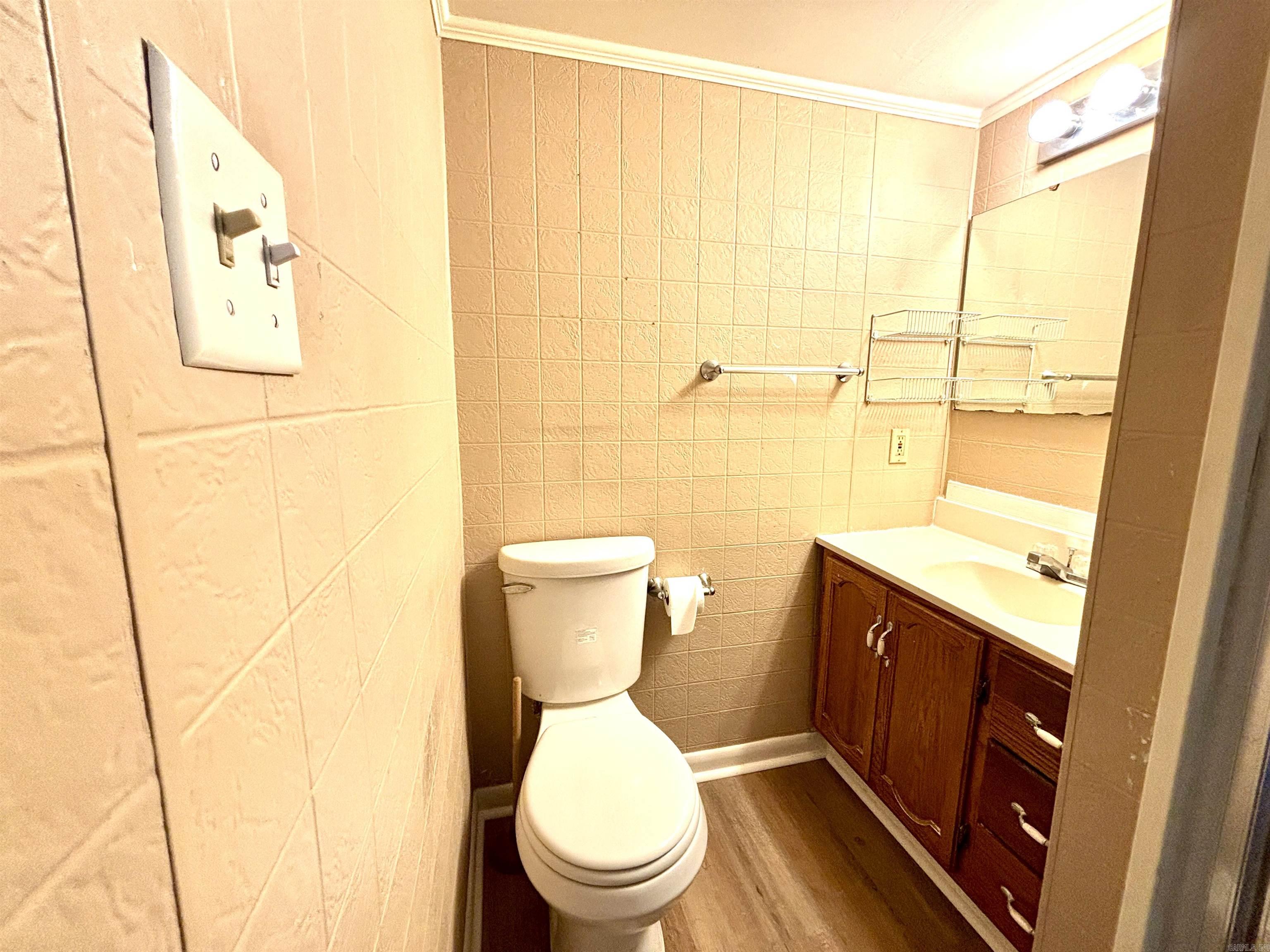 CITY ACREAGE C.C. - Residential