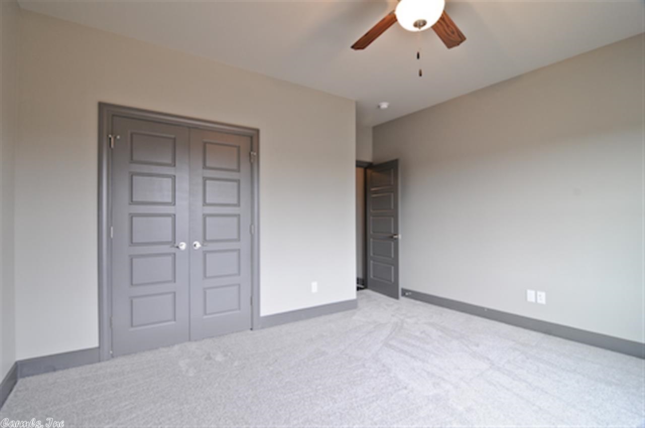 Oakbrooke Phase VII - Residential