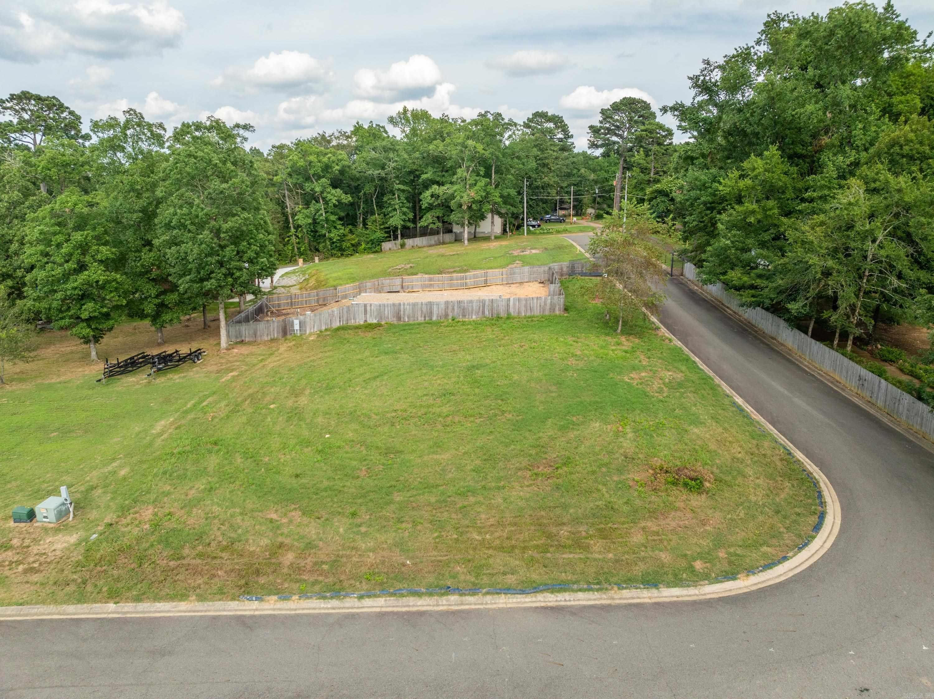 Oakridge Lake Estates - Land