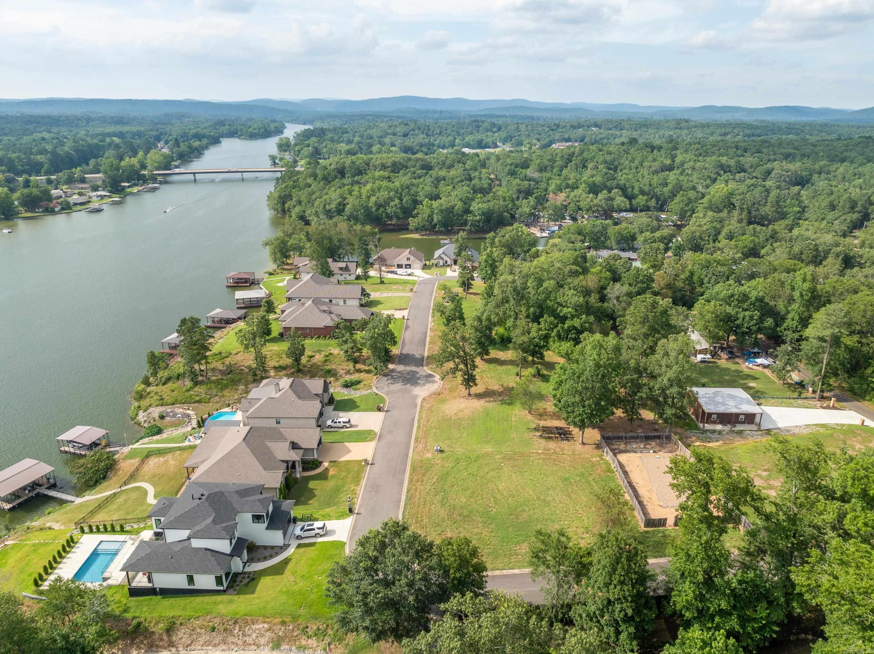 Oakridge Lake Estates - Land