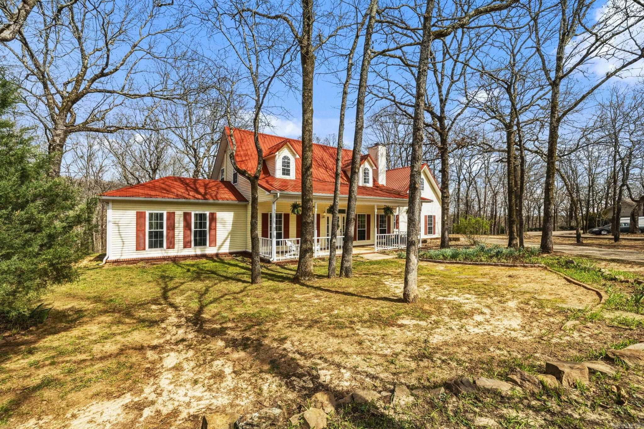 ARLINGTON ESTATES - Residential