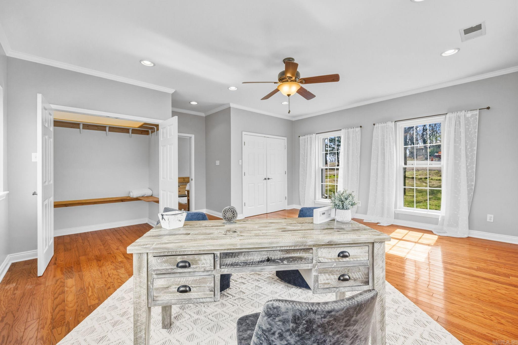 ARLINGTON ESTATES - Residential