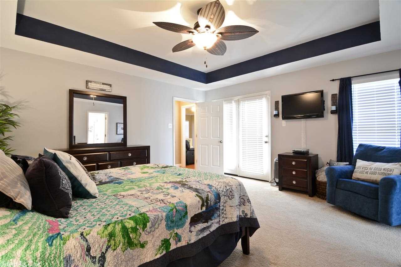 COUNTRY CLUB OF ARK THE - Residential