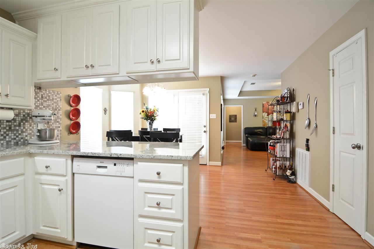 COUNTRY CLUB OF ARK THE - Residential