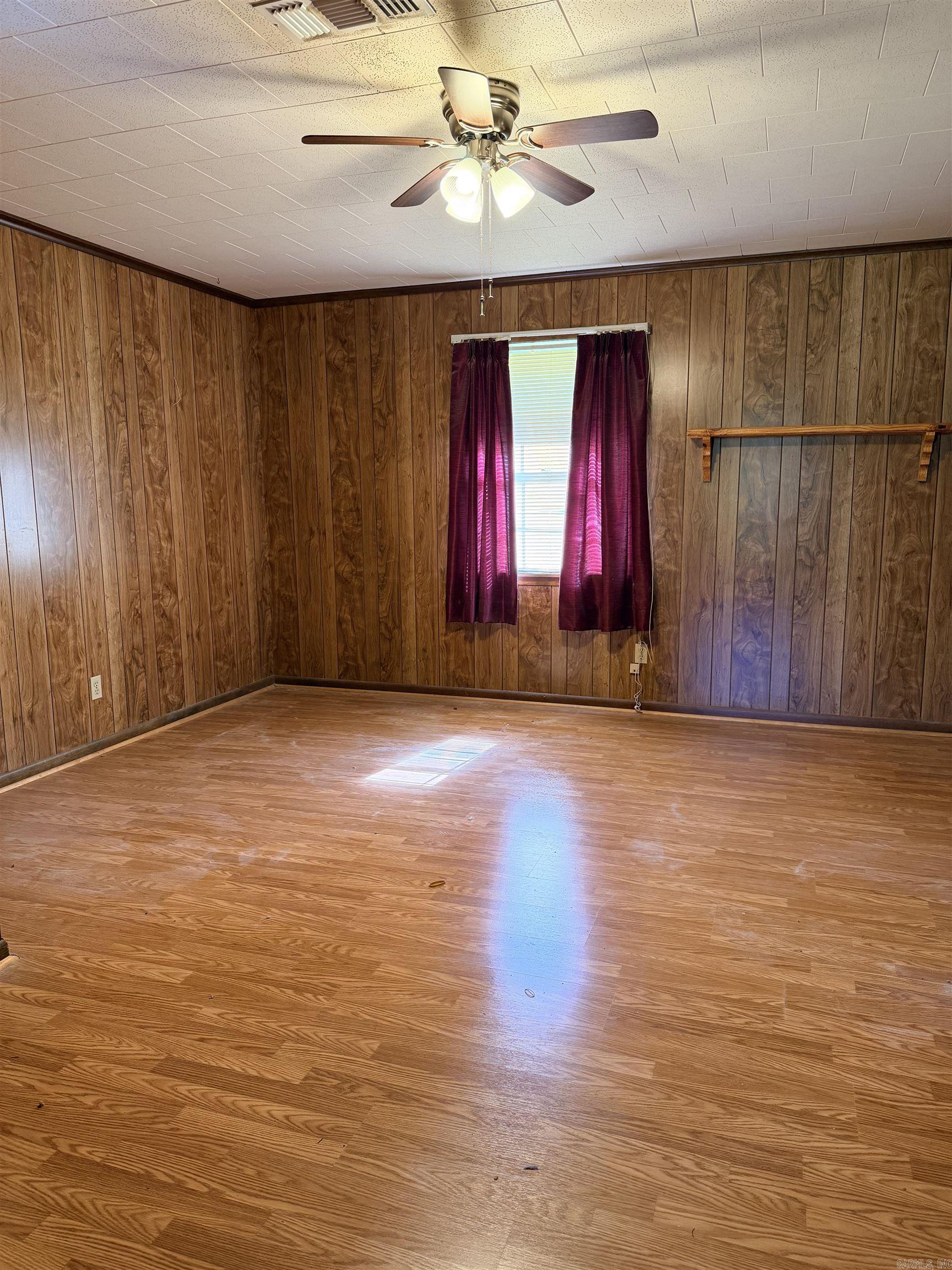 OAKHURST F - Residential