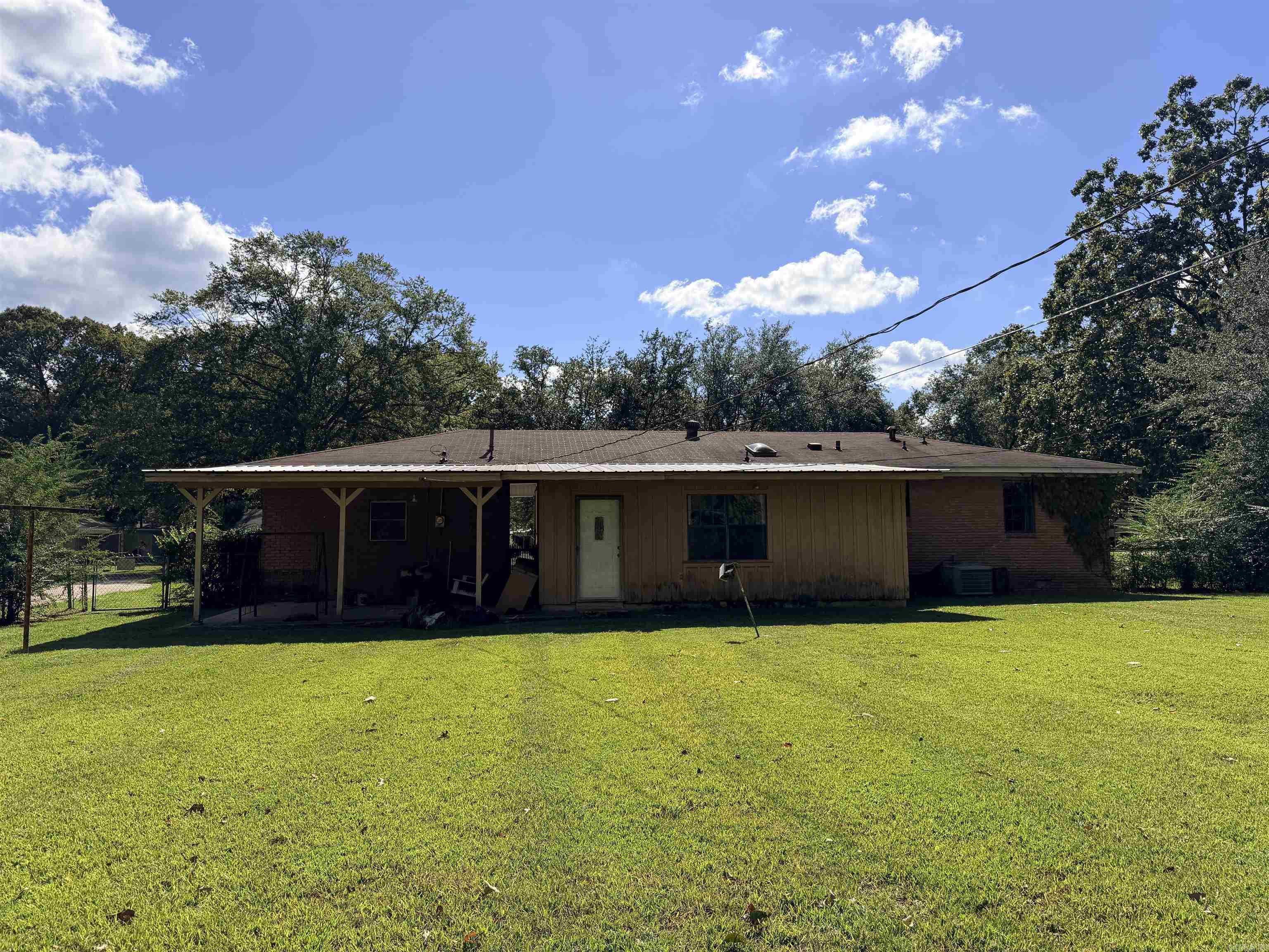 OAKHURST F - Residential