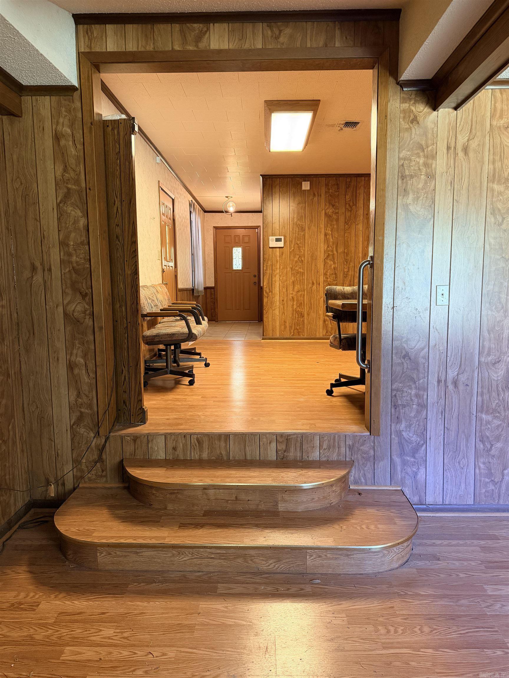 OAKHURST F - Residential