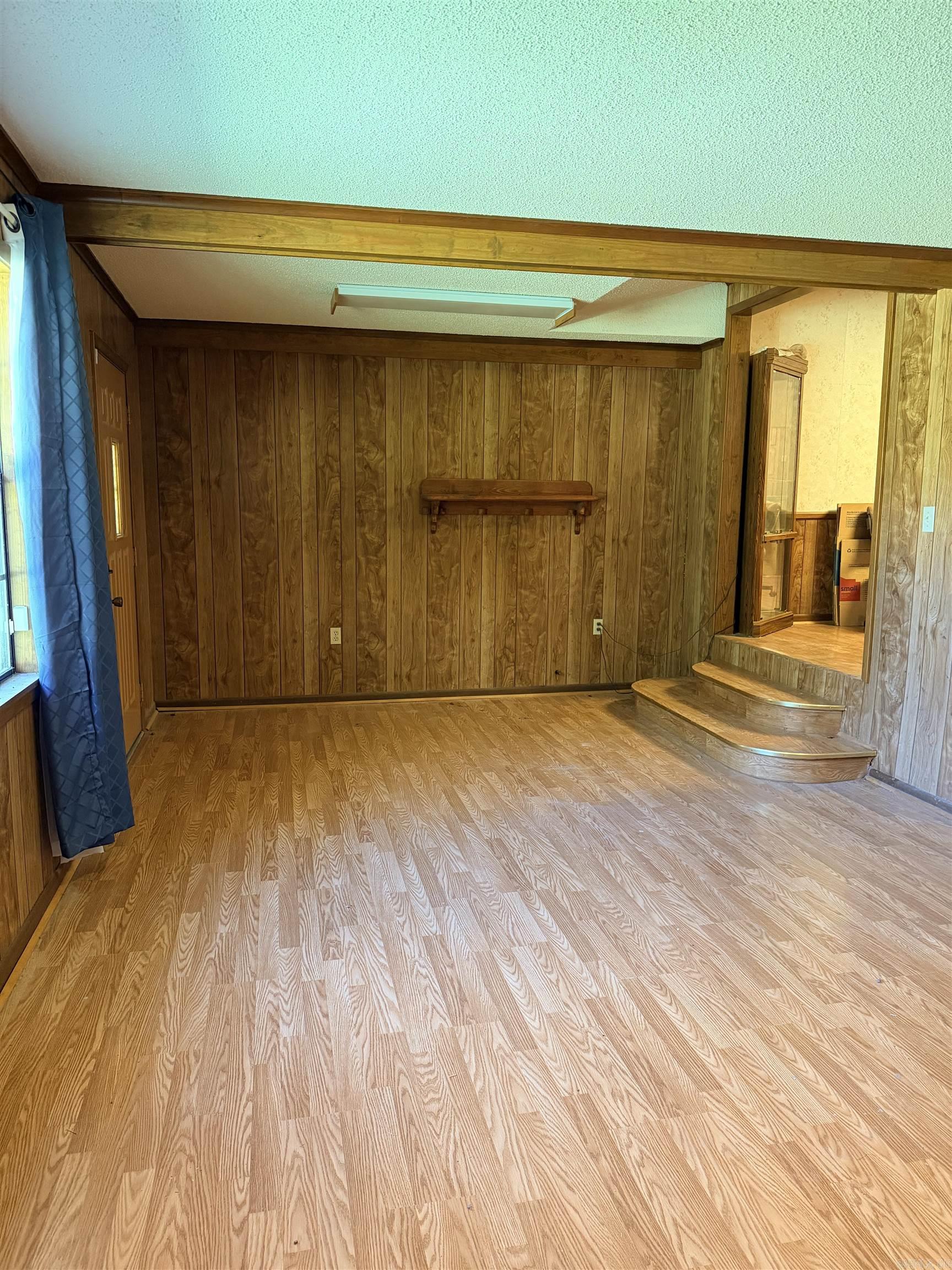 OAKHURST F - Residential