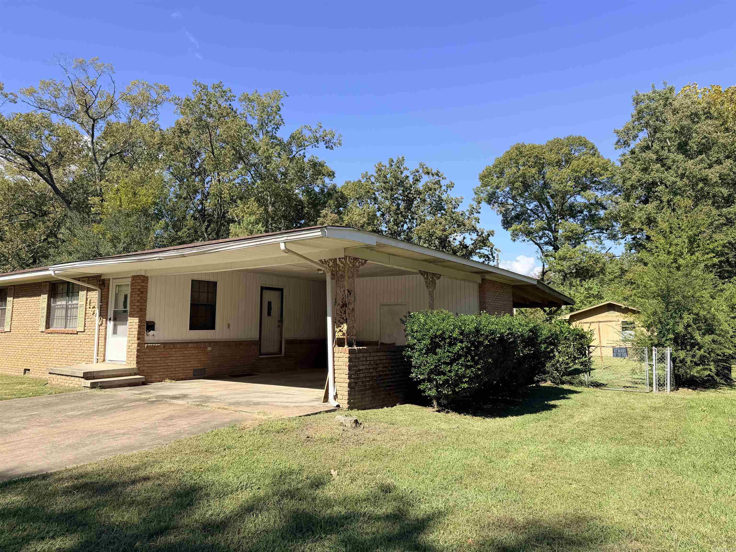 OAKHURST F - Residential