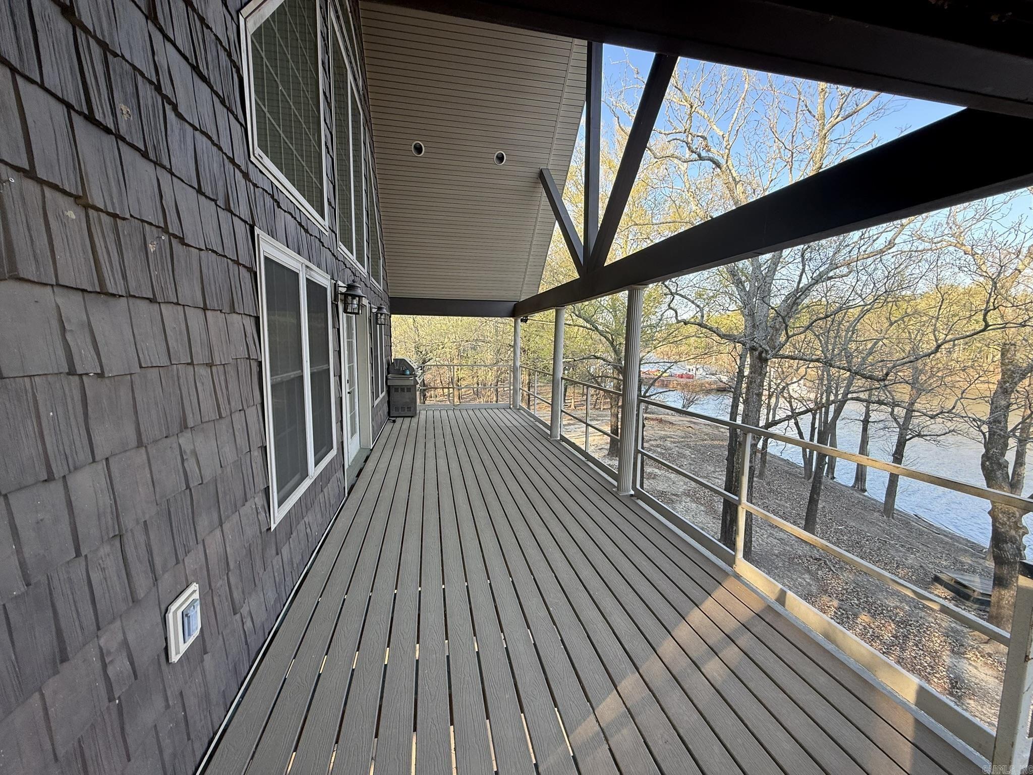 ARKANSAS ESTATES - Residential