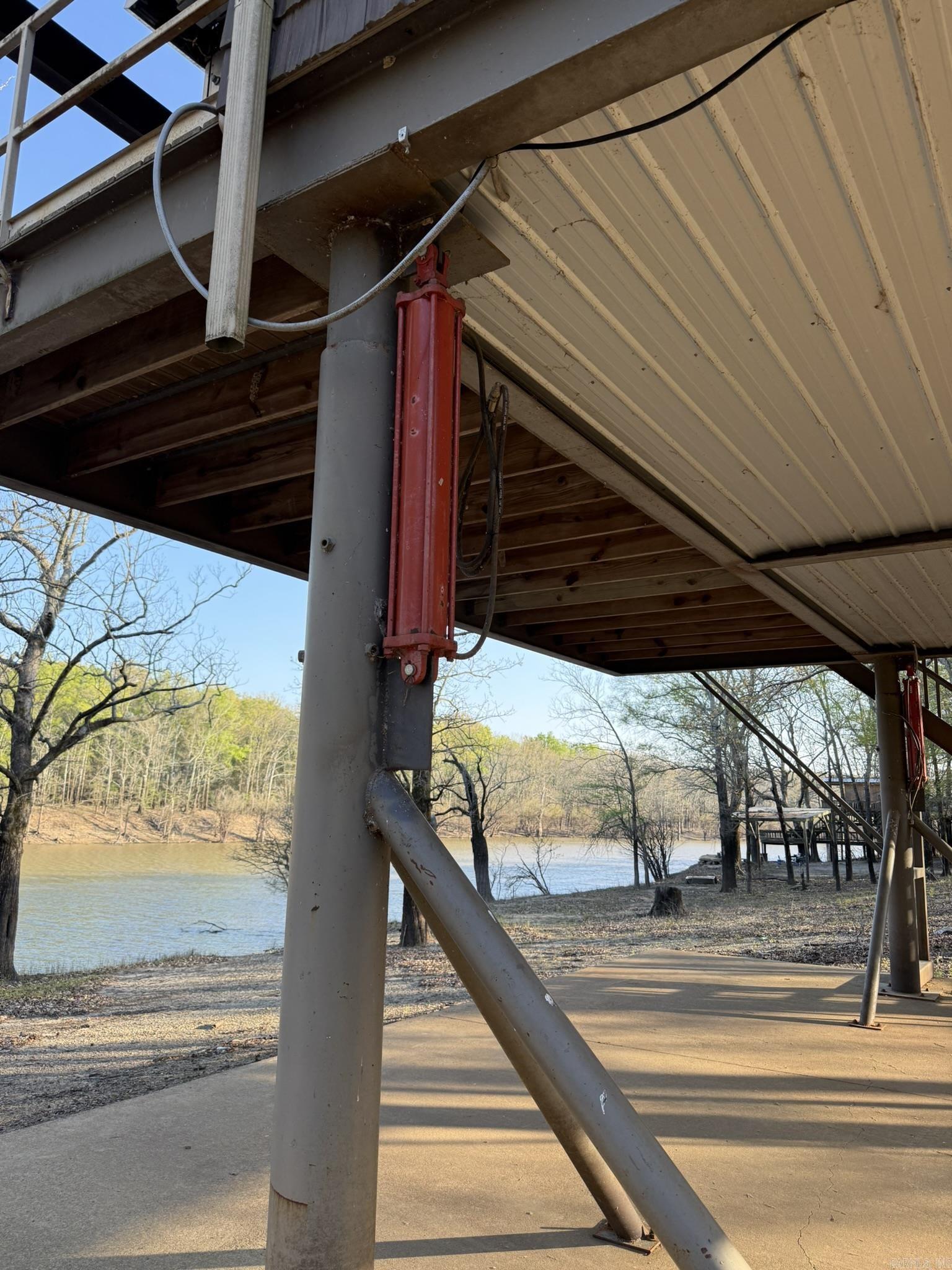 ARKANSAS ESTATES - Residential