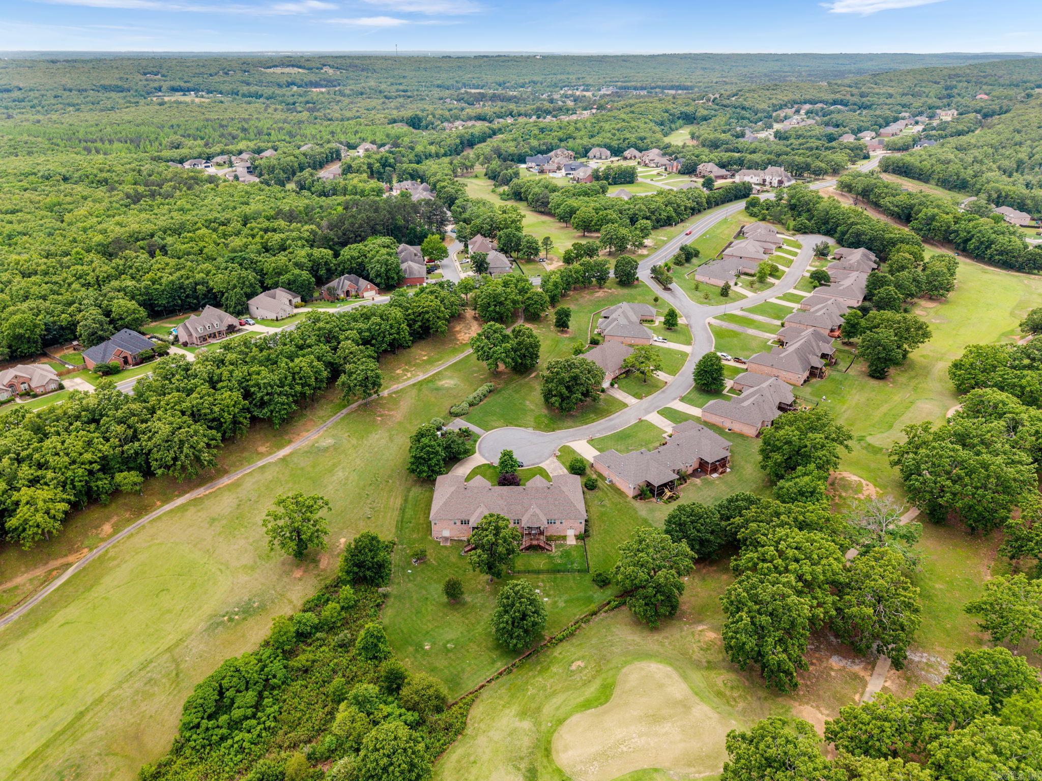 ALGONQUIN WOODS - Residential