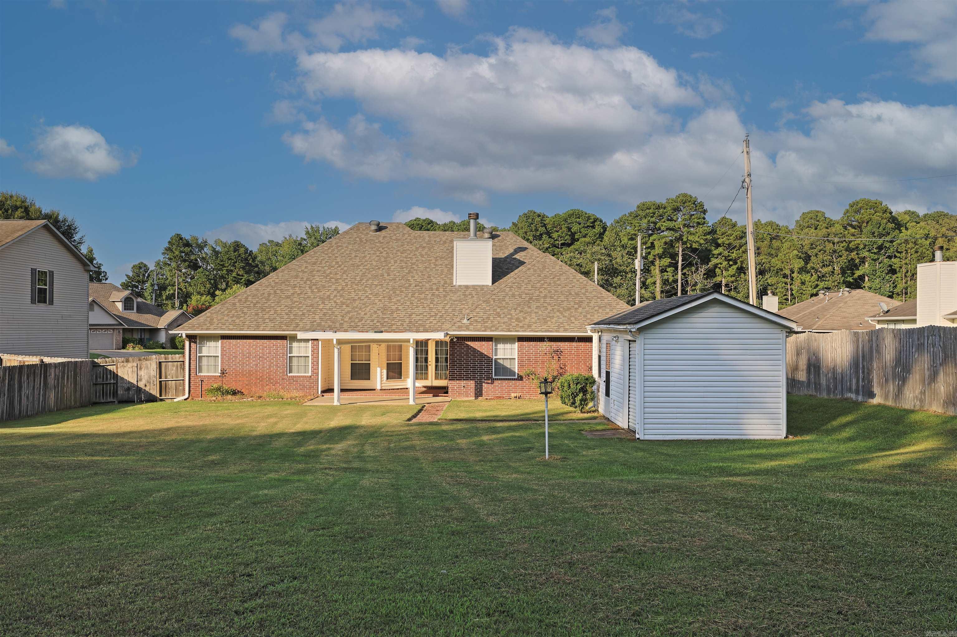 HONEYSUCKLE HILLS ADD - Residential