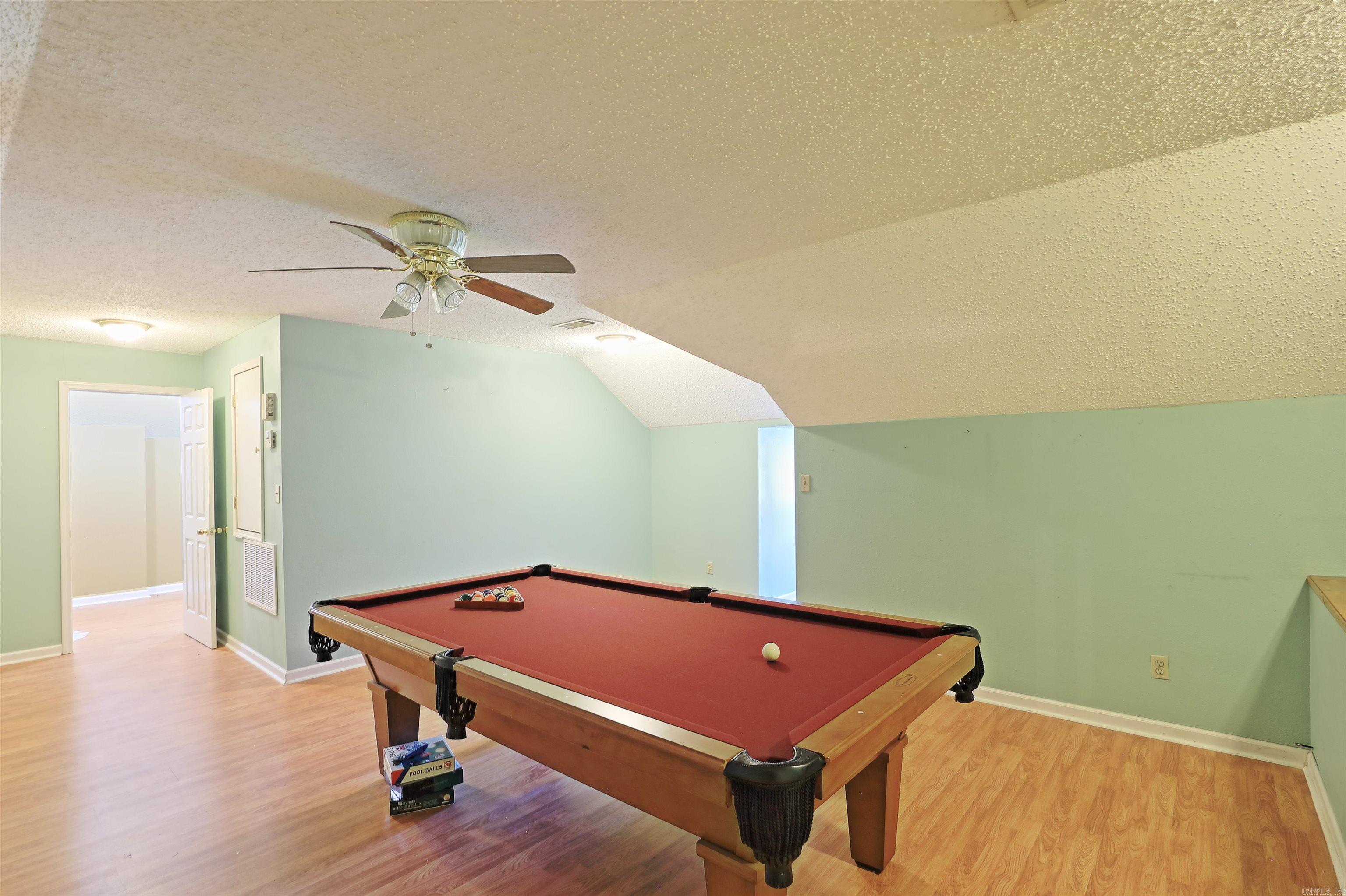 HONEYSUCKLE HILLS ADD - Residential