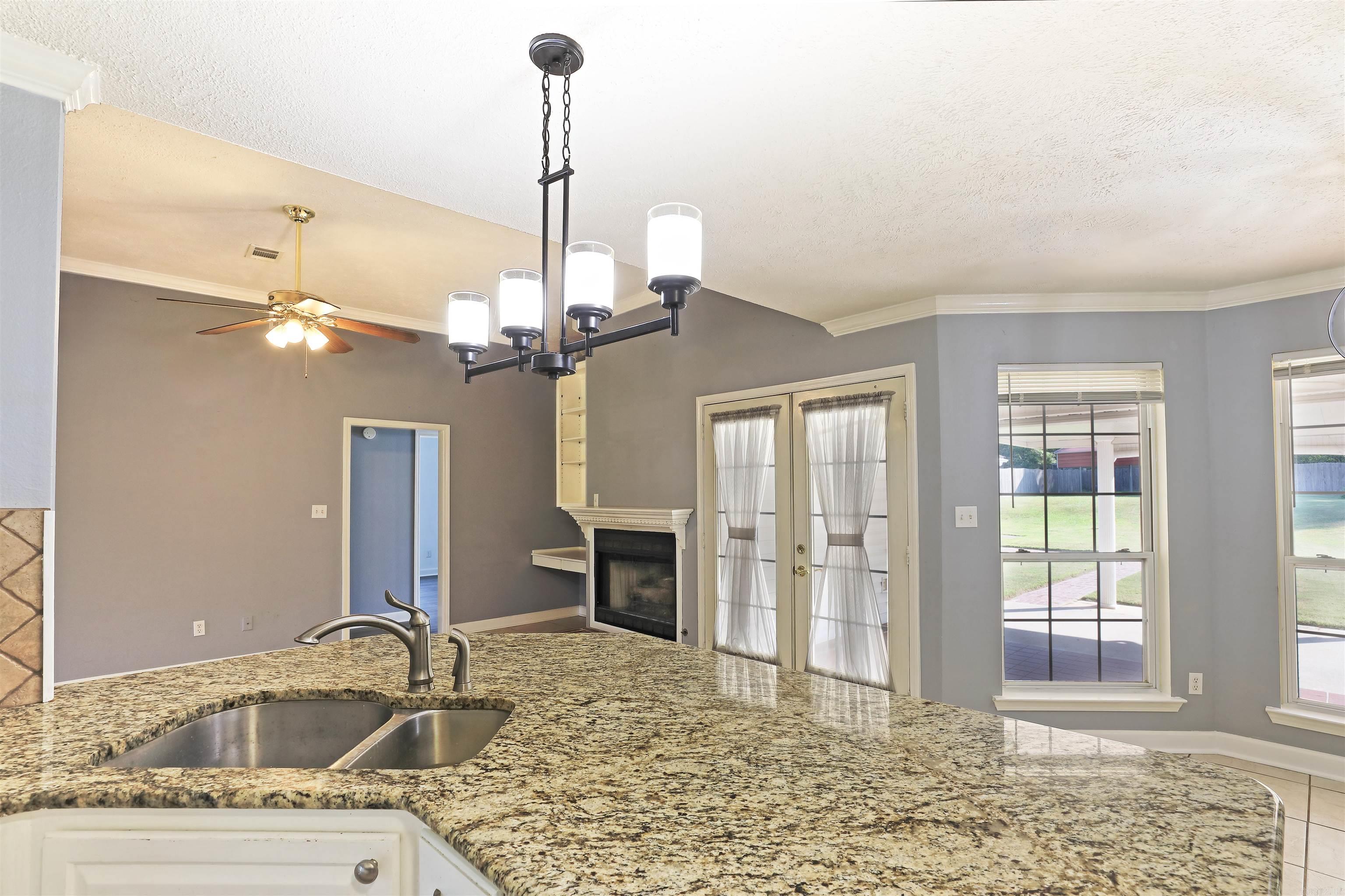 HONEYSUCKLE HILLS ADD - Residential