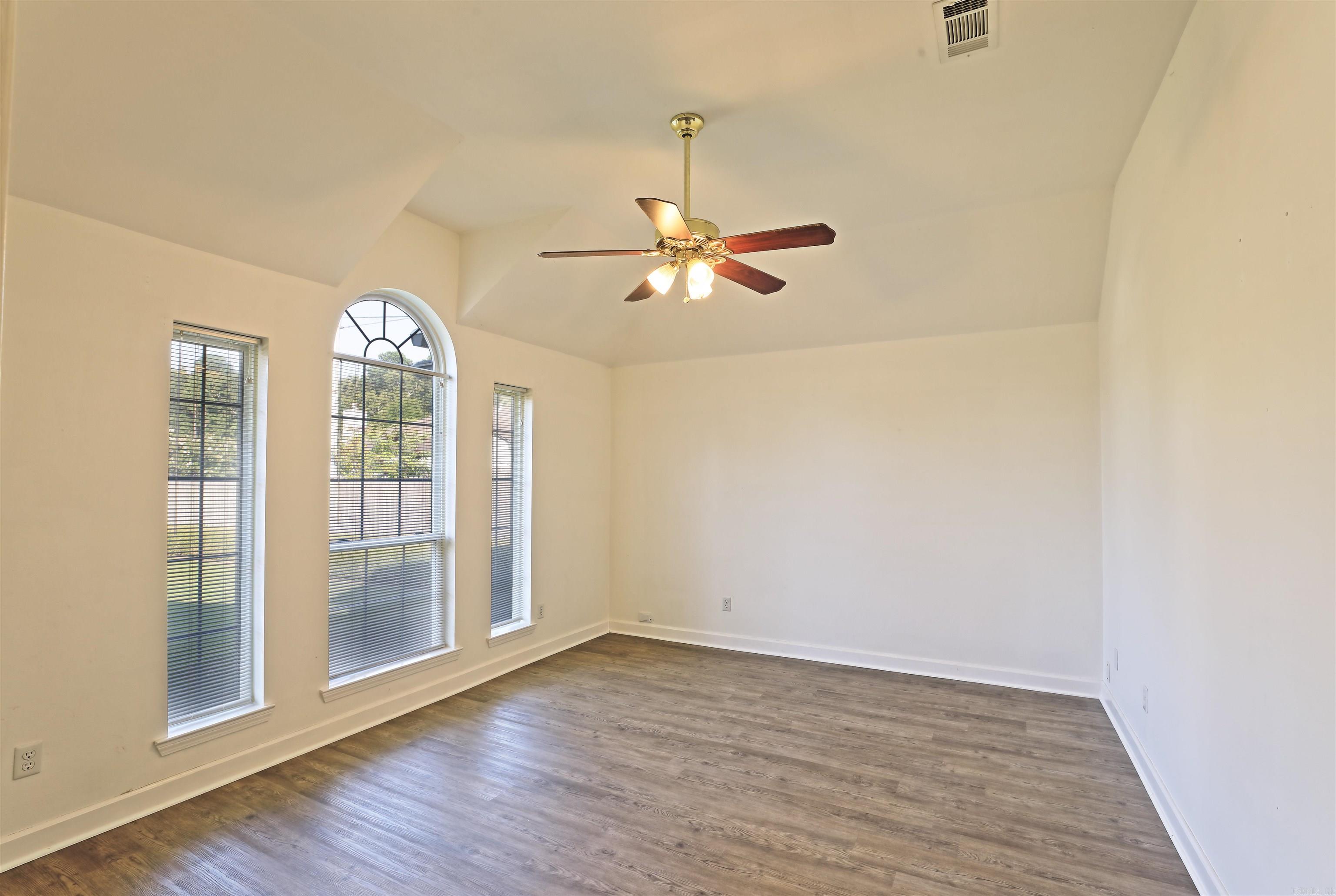 HONEYSUCKLE HILLS ADD - Residential